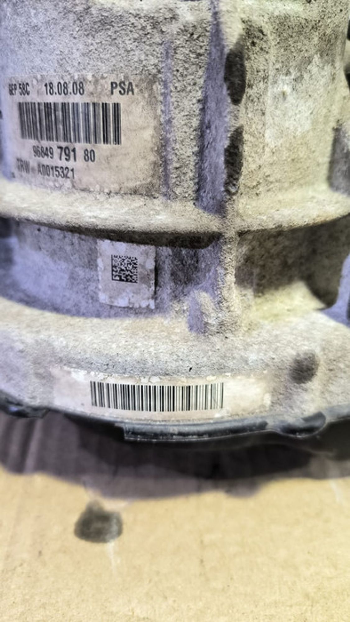 https://ycs.partsauto.market/partsauto-images/thmbs/78ee0fb3787e2dce013ed29fc8a1120c/67d333e28db564e9a2328df736f87477/ba984f3f4cb12d168b3ebcf52376f463.jpg