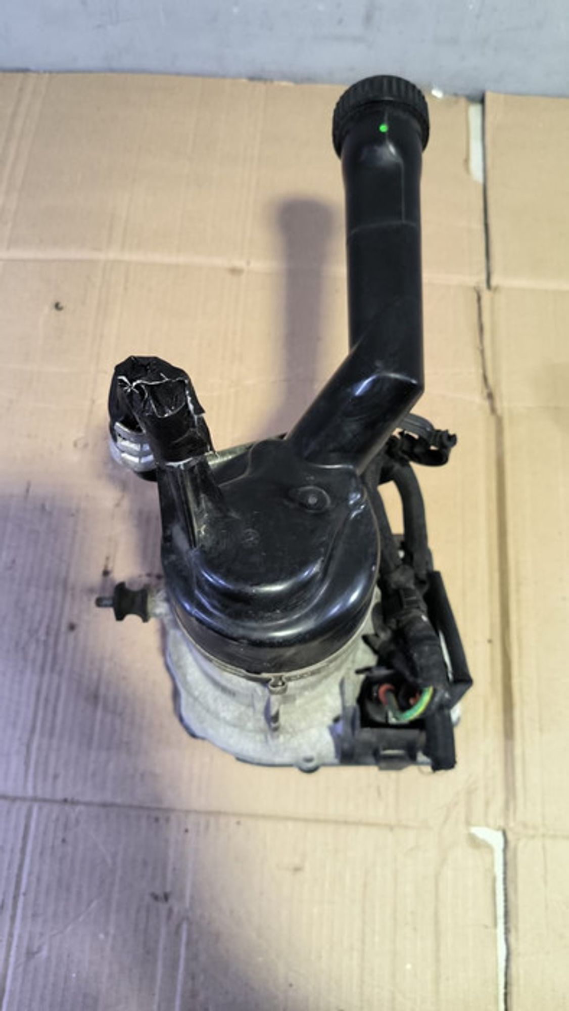 https://ycs.partsauto.market/partsauto-images/thmbs/78ee0fb3787e2dce013ed29fc8a1120c/67d333e28db564e9a2328df736f87477/dbdfe428c27b1ace7d893207c7be15ef.jpg