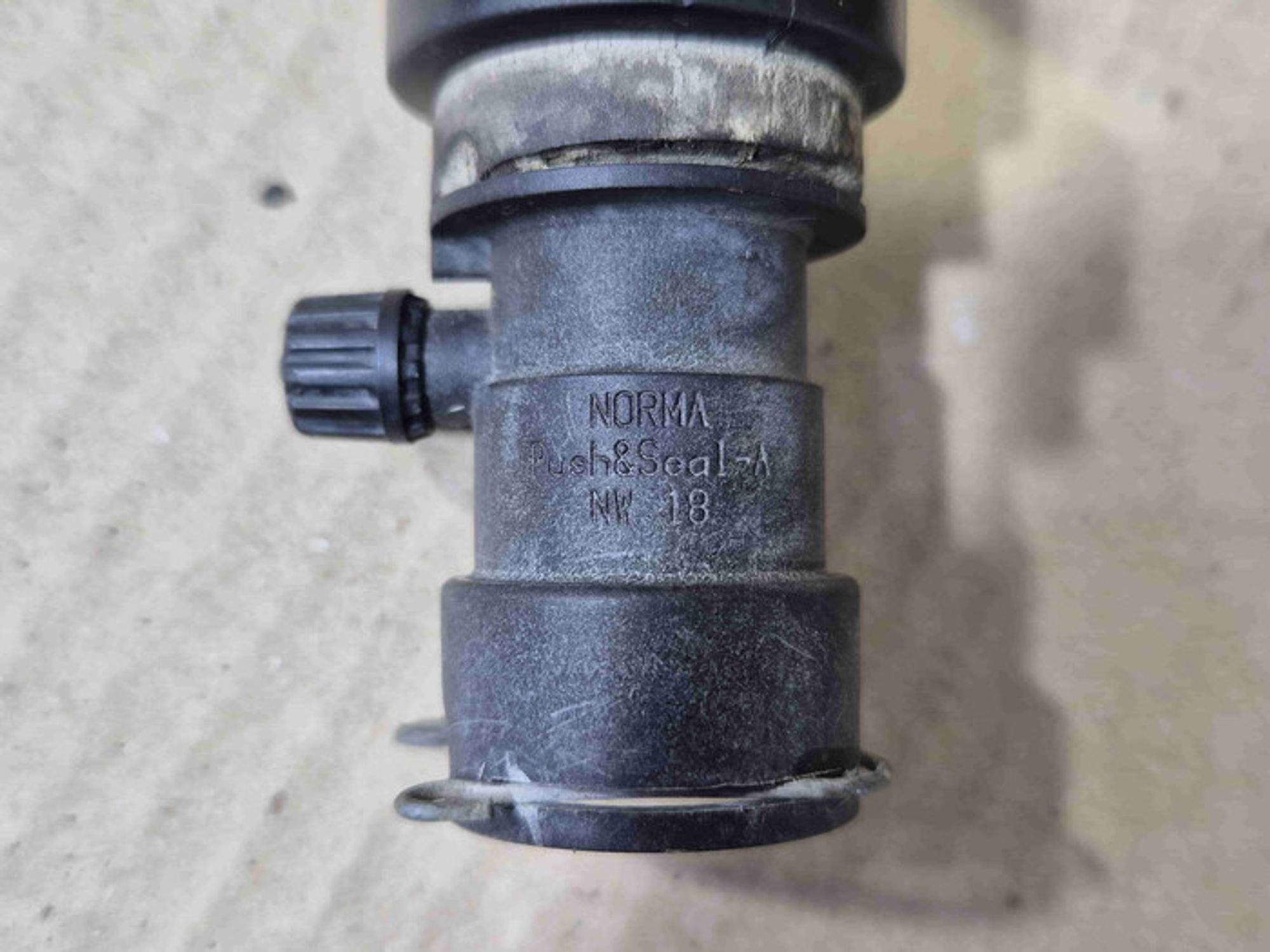 https://ycs.partsauto.market/partsauto-images/thmbs/78ee0fb3787e2dce013ed29fc8a1120c/6a943173f274b4458c3859f577c11b2a/7f866cc89d0a1b29ece4727b040d4945.jpg