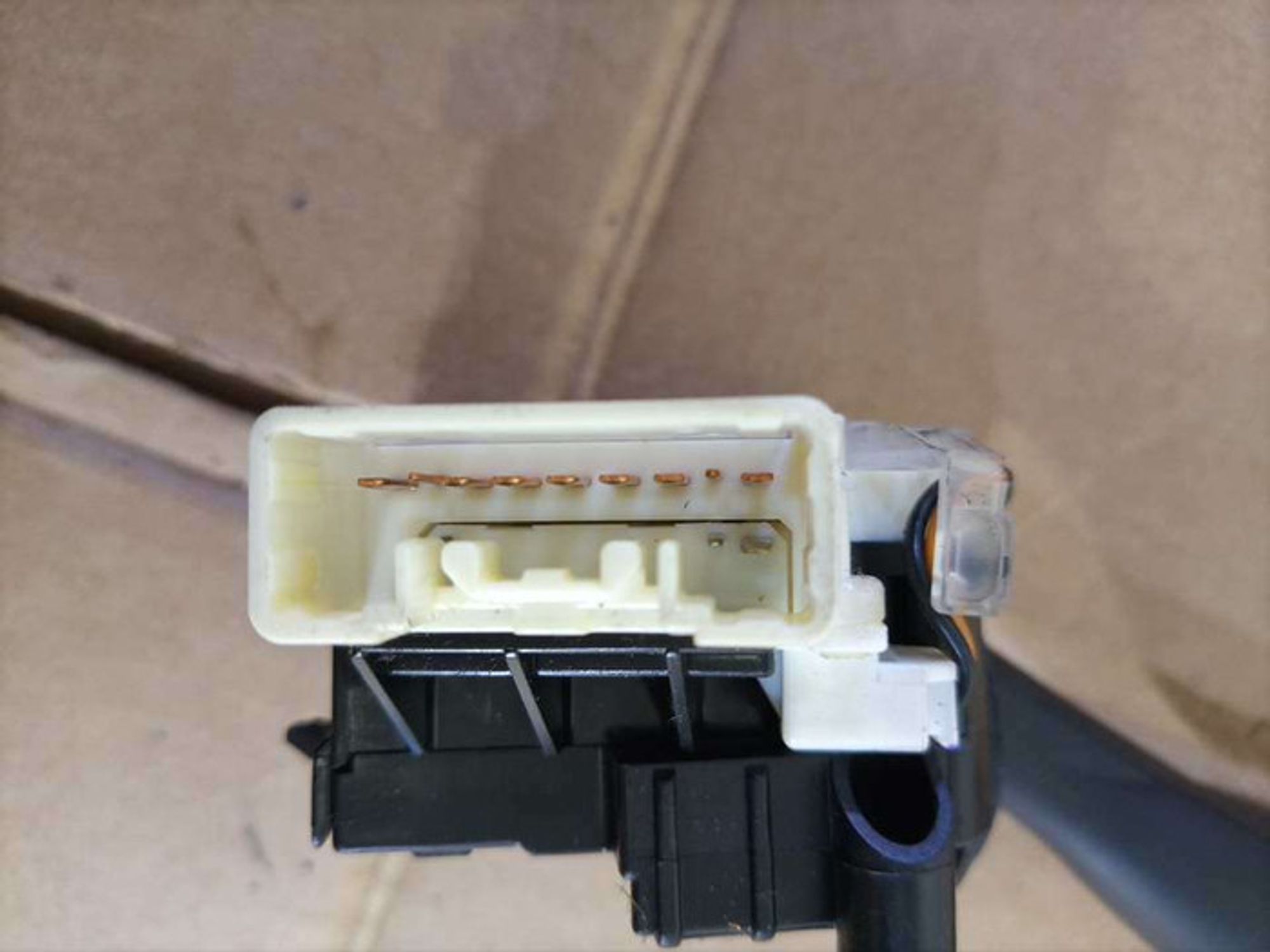 https://ycs.partsauto.market/partsauto-images/thmbs/78ee0fb3787e2dce013ed29fc8a1120c/6bc633b2bb4b2fcf8d39bb4d6ced256f/474ea8110b4e6a84c76413ebb5f2714a.jpg