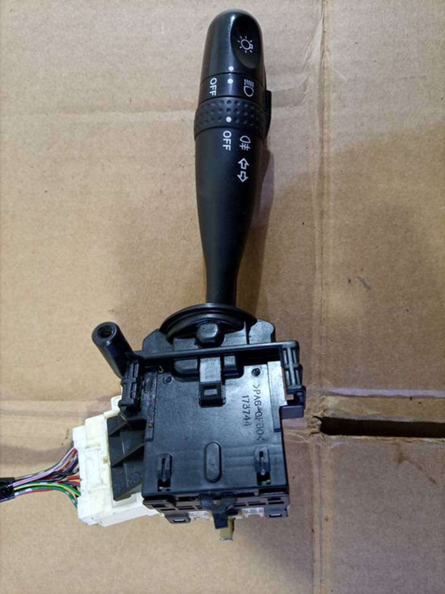 https://ycs.partsauto.market/partsauto-images/thmbs/78ee0fb3787e2dce013ed29fc8a1120c/6bc633b2bb4b2fcf8d39bb4d6ced256f/6dcb855c1999f6b85fe296c7335d692f.jpg