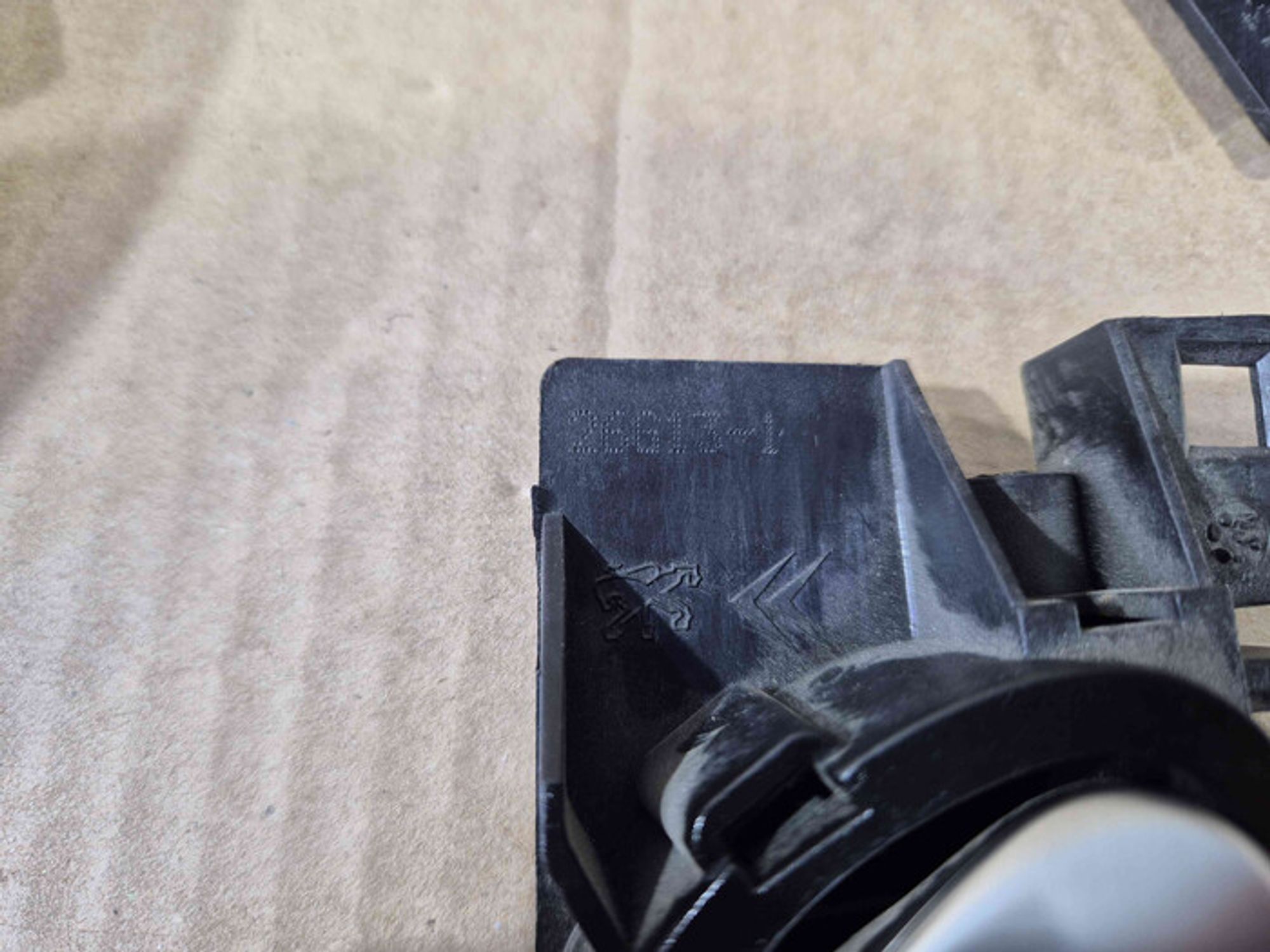 https://ycs.partsauto.market/partsauto-images/thmbs/78ee0fb3787e2dce013ed29fc8a1120c/6caa214f1dc78e11a50a39a29d886ae9/4bb56e2f66aad2e137963afcebeed85c.jpg