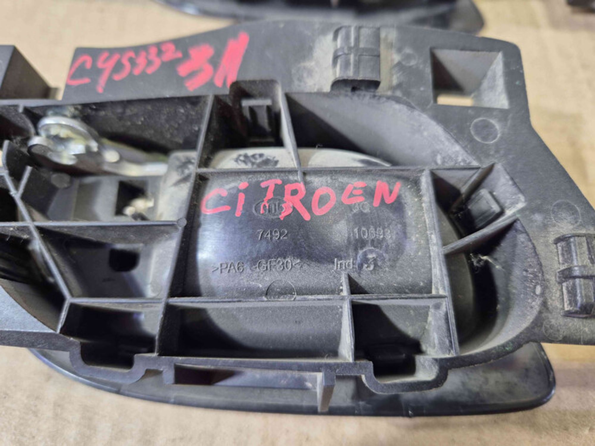 https://ycs.partsauto.market/partsauto-images/thmbs/78ee0fb3787e2dce013ed29fc8a1120c/6caa214f1dc78e11a50a39a29d886ae9/7e26efcc0702d8e4d090e5249cfa710f.jpg