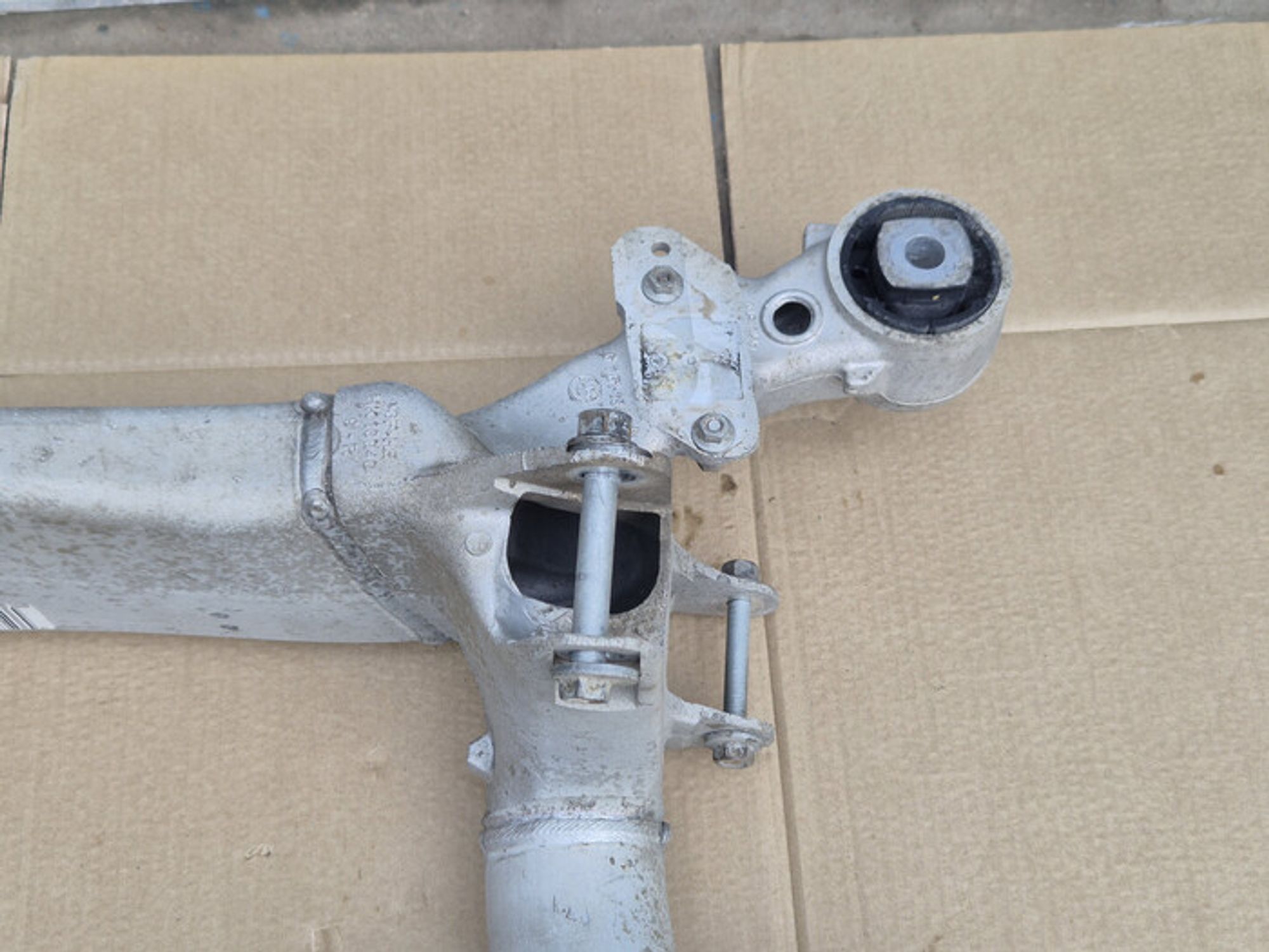 https://ycs.partsauto.market/partsauto-images/thmbs/78ee0fb3787e2dce013ed29fc8a1120c/6cdfa5983065cc44b93718c74beb1497/610d45ee2d65aa446da52e67f481b855.jpg