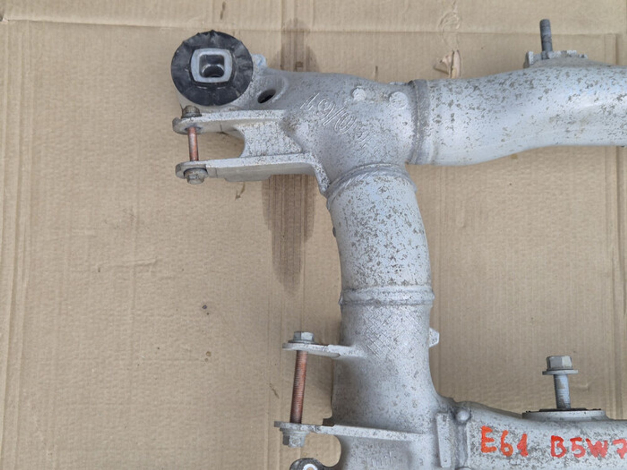https://ycs.partsauto.market/partsauto-images/thmbs/78ee0fb3787e2dce013ed29fc8a1120c/6cdfa5983065cc44b93718c74beb1497/8b36d082fe8cc41f8799eb94c0f18b14.jpg