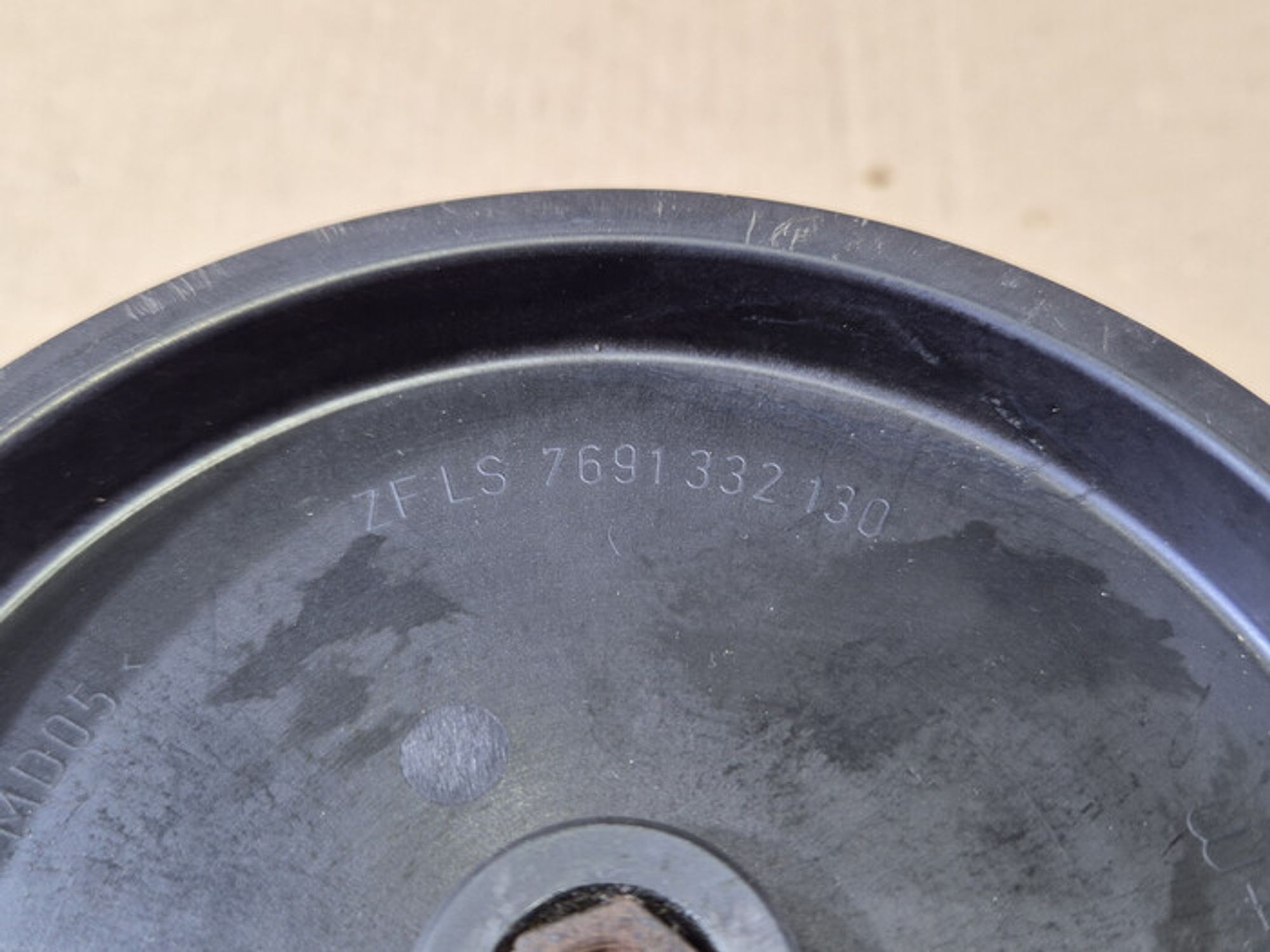 https://ycs.partsauto.market/partsauto-images/thmbs/78ee0fb3787e2dce013ed29fc8a1120c/6da9a4f532aaeccc096d949990c3e129/2cd100c892228ab447833b2568ef4593.jpg