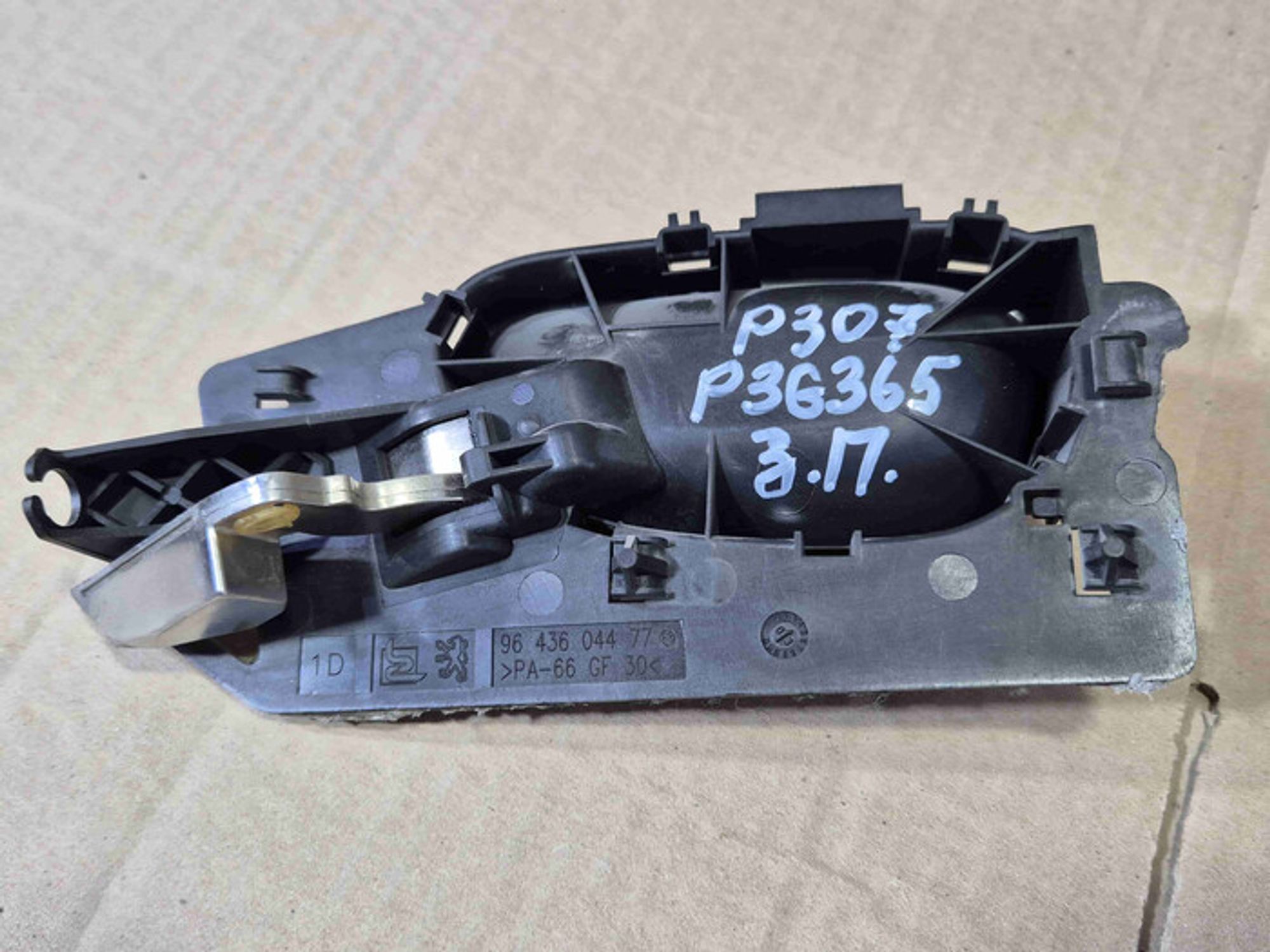 https://ycs.partsauto.market/partsauto-images/thmbs/78ee0fb3787e2dce013ed29fc8a1120c/6e5d989de878d9c0b3d49c650cb32827/bb17b256ced4741af73475dff2c3bcf2.jpg