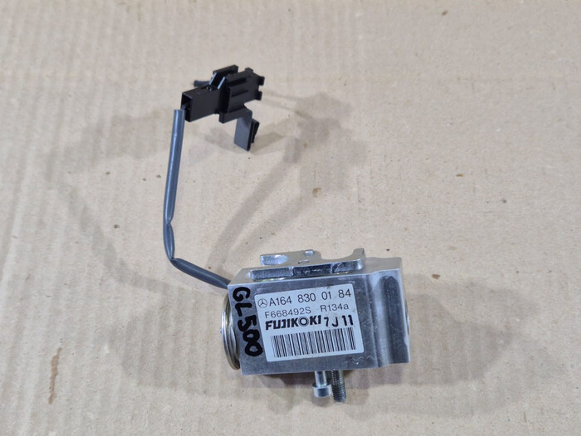 https://ycs.partsauto.market/partsauto-images/thmbs/78ee0fb3787e2dce013ed29fc8a1120c/6f7bd8ec5c7bdf09675a30f73f8eaea8/3ad9d37cca752017799c5bed1caac285.jpg