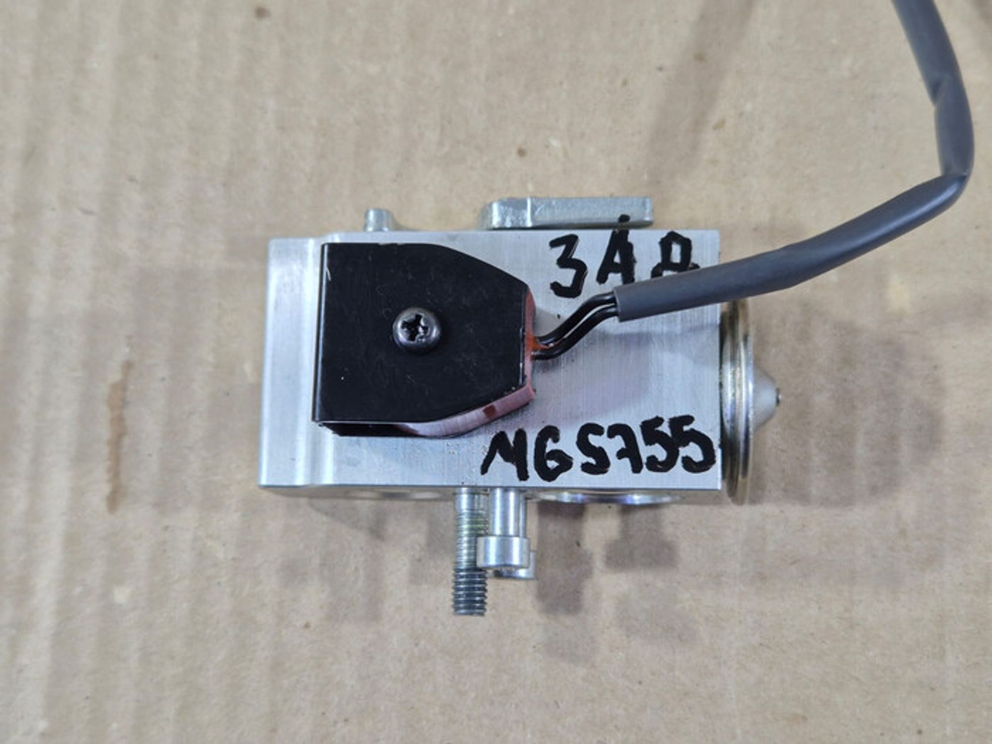https://ycs.partsauto.market/partsauto-images/thmbs/78ee0fb3787e2dce013ed29fc8a1120c/6f7bd8ec5c7bdf09675a30f73f8eaea8/fe5ebfd994222ba29896e6bc014a4e89.jpg