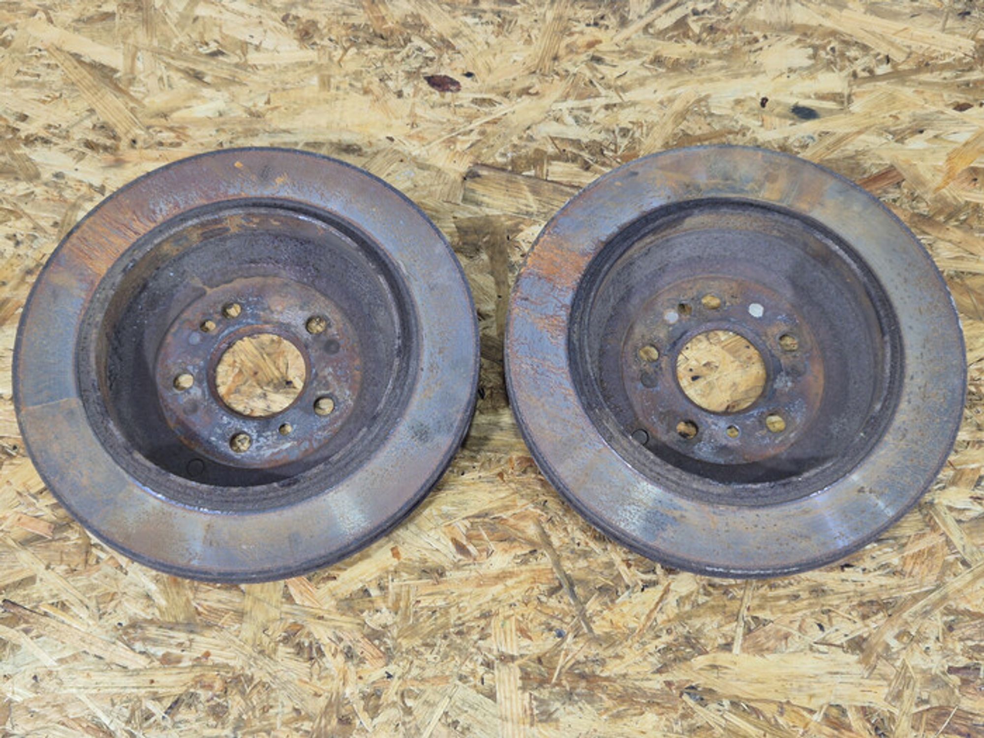 https://ycs.partsauto.market/partsauto-images/thmbs/78ee0fb3787e2dce013ed29fc8a1120c/6faff5869a1caae424855e4e77d1276e/192e1169d47d720040f9b47606bb5947.jpg