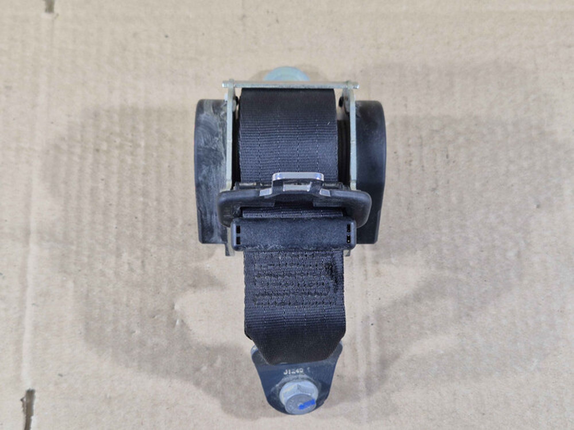 https://ycs.partsauto.market/partsauto-images/thmbs/78ee0fb3787e2dce013ed29fc8a1120c/70aae1f284ec8f37fe7838dc3290f3be/14f5864201a657923f1360eae4a3d7bf.jpg