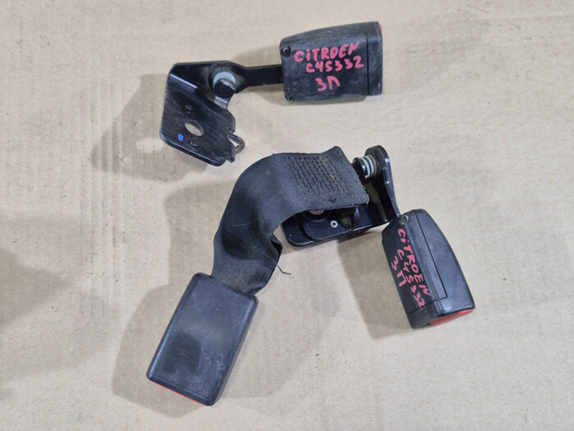 https://ycs.partsauto.market/partsauto-images/thmbs/78ee0fb3787e2dce013ed29fc8a1120c/70aae1f284ec8f37fe7838dc3290f3be/5d2ddeba37551dabc2c4187502feaa57.jpg