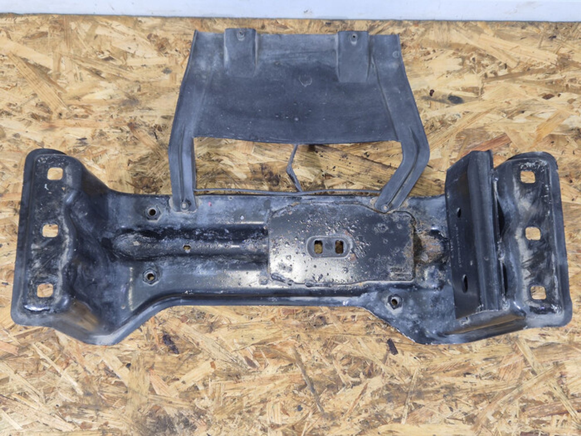 https://ycs.partsauto.market/partsauto-images/thmbs/78ee0fb3787e2dce013ed29fc8a1120c/70cea6be1740c42c721dd1b9db308e2d/c2d1d88f53ec909e545ee37c9006ffb4.jpg