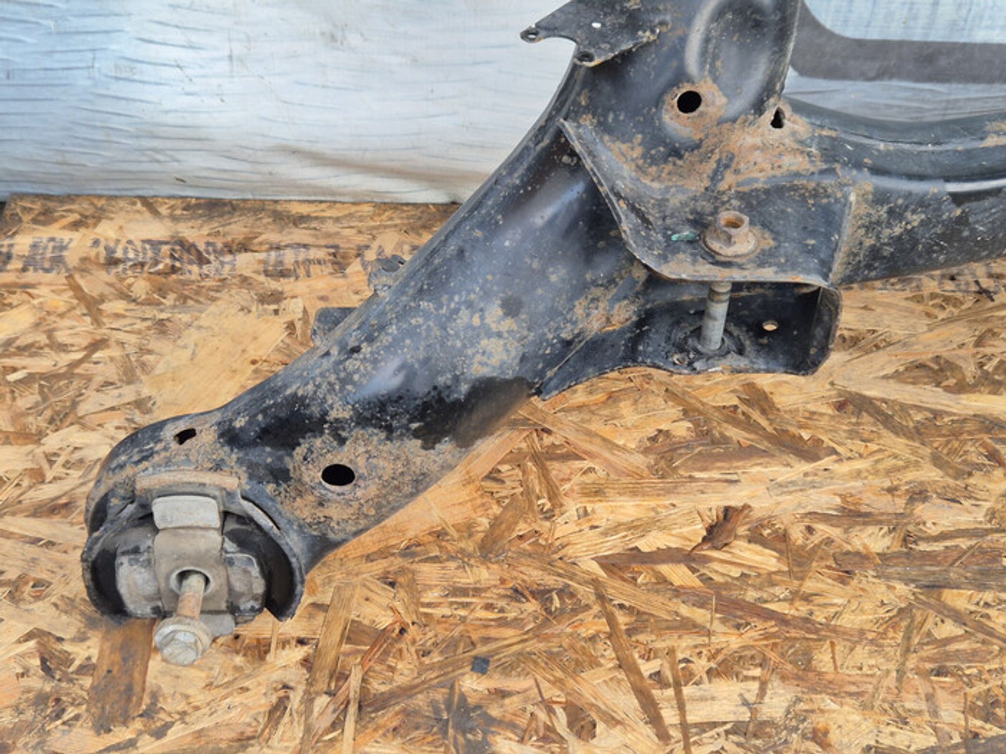 https://ycs.partsauto.market/partsauto-images/thmbs/78ee0fb3787e2dce013ed29fc8a1120c/71851419bec0306a646c15e124966e45/dcd4fec02b7207a1b6c6c67c912fade5.jpg