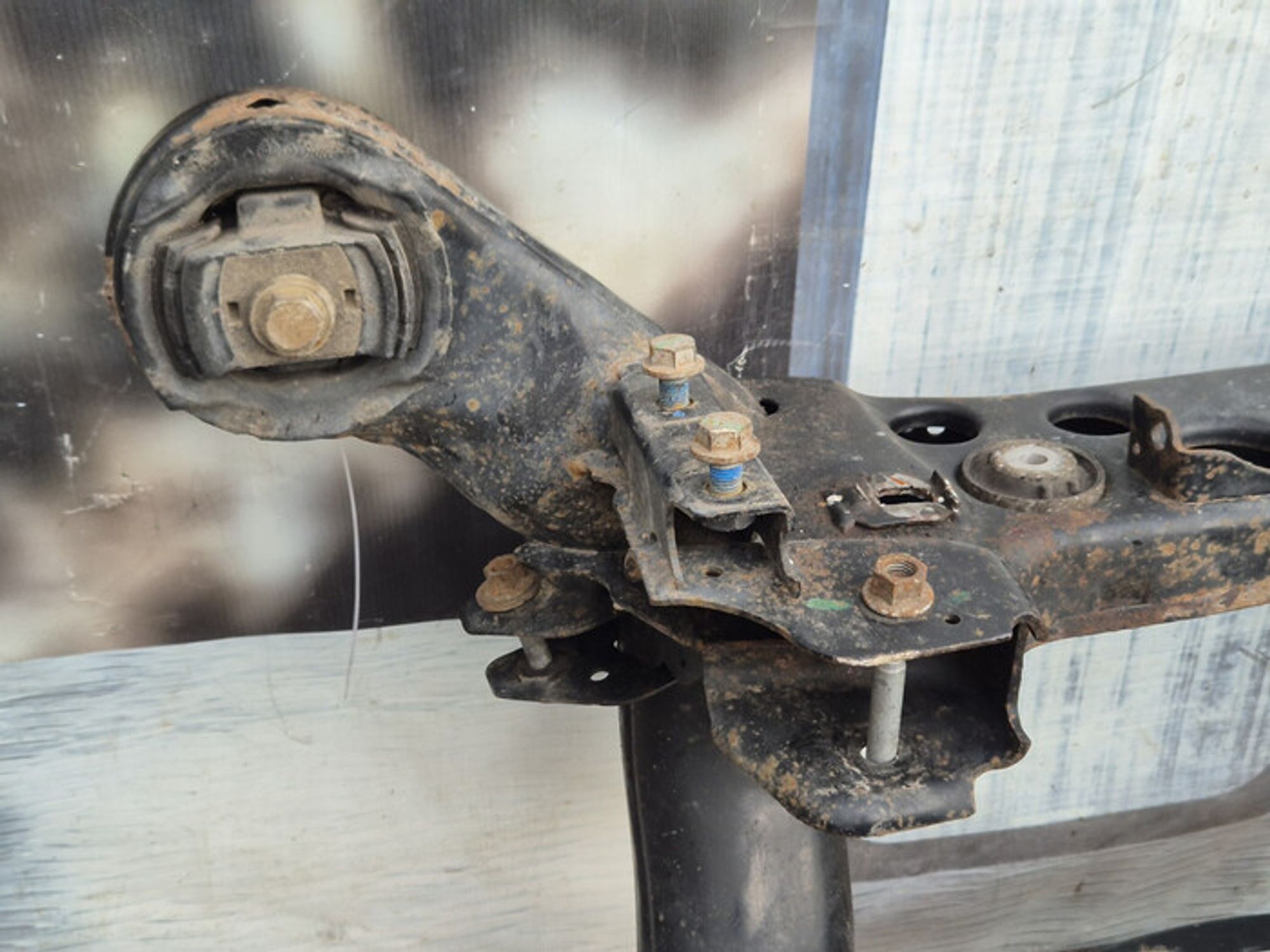 https://ycs.partsauto.market/partsauto-images/thmbs/78ee0fb3787e2dce013ed29fc8a1120c/71851419bec0306a646c15e124966e45/f8ed751917a526ae74a0609285f21a06.jpg