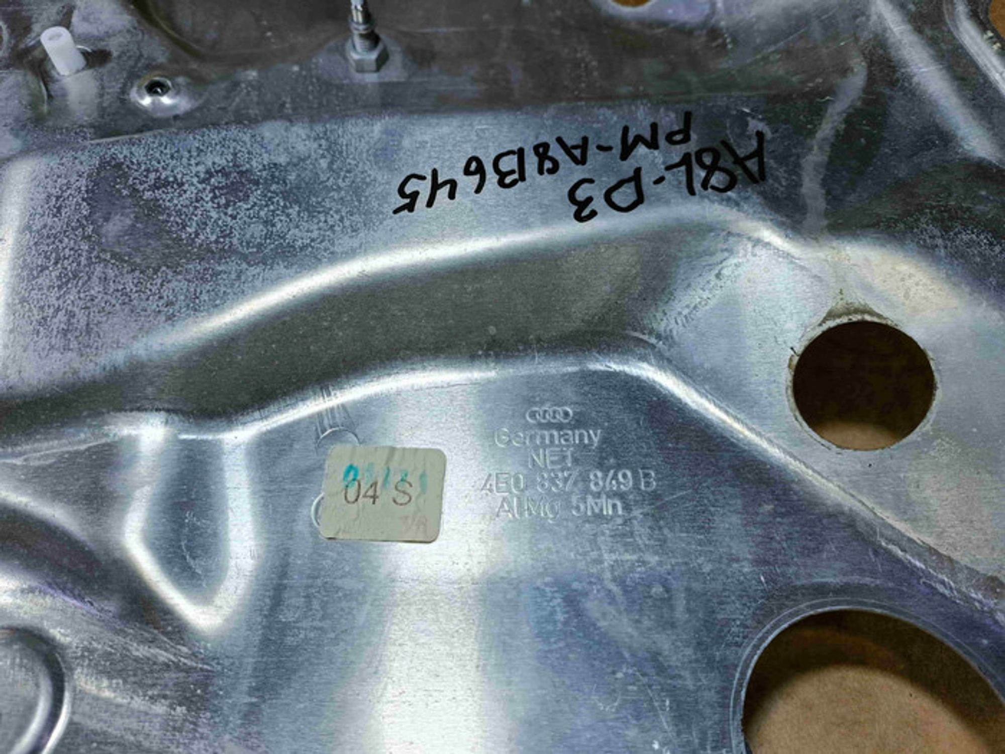 https://ycs.partsauto.market/partsauto-images/thmbs/78ee0fb3787e2dce013ed29fc8a1120c/7260efab7c97e4fda6ac2a74a812e1d3/064241bde8de0af6d6744574ed7f220e.jpg