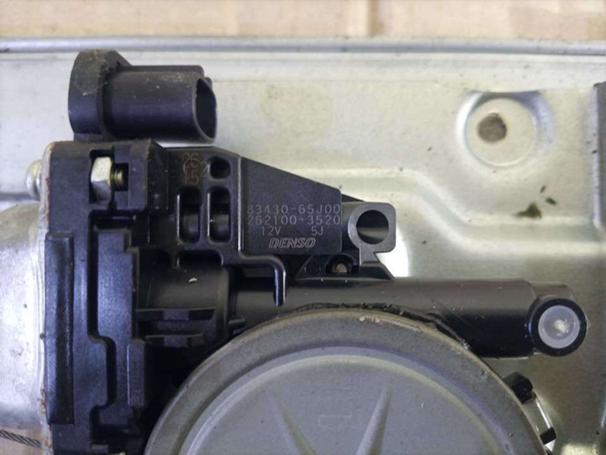 https://ycs.partsauto.market/partsauto-images/thmbs/78ee0fb3787e2dce013ed29fc8a1120c/72704cf54e3e342614310cb66589c031/6e43d59e10d0cd1ff8dc5f3ddec79f7f.jpg