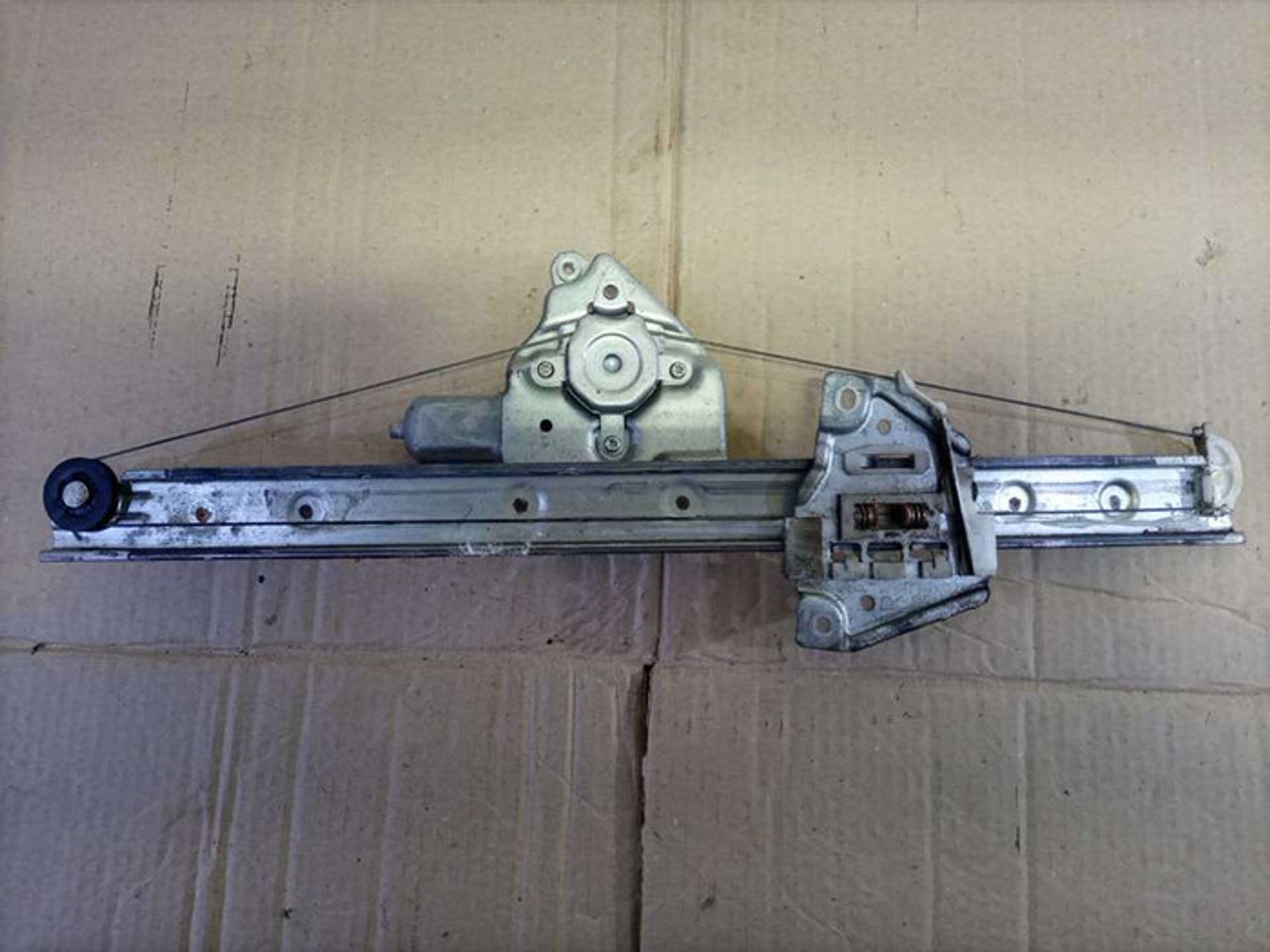 https://ycs.partsauto.market/partsauto-images/thmbs/78ee0fb3787e2dce013ed29fc8a1120c/72704cf54e3e342614310cb66589c031/8f75c5274eb7107cb86e4c4a1aa2872a.jpg