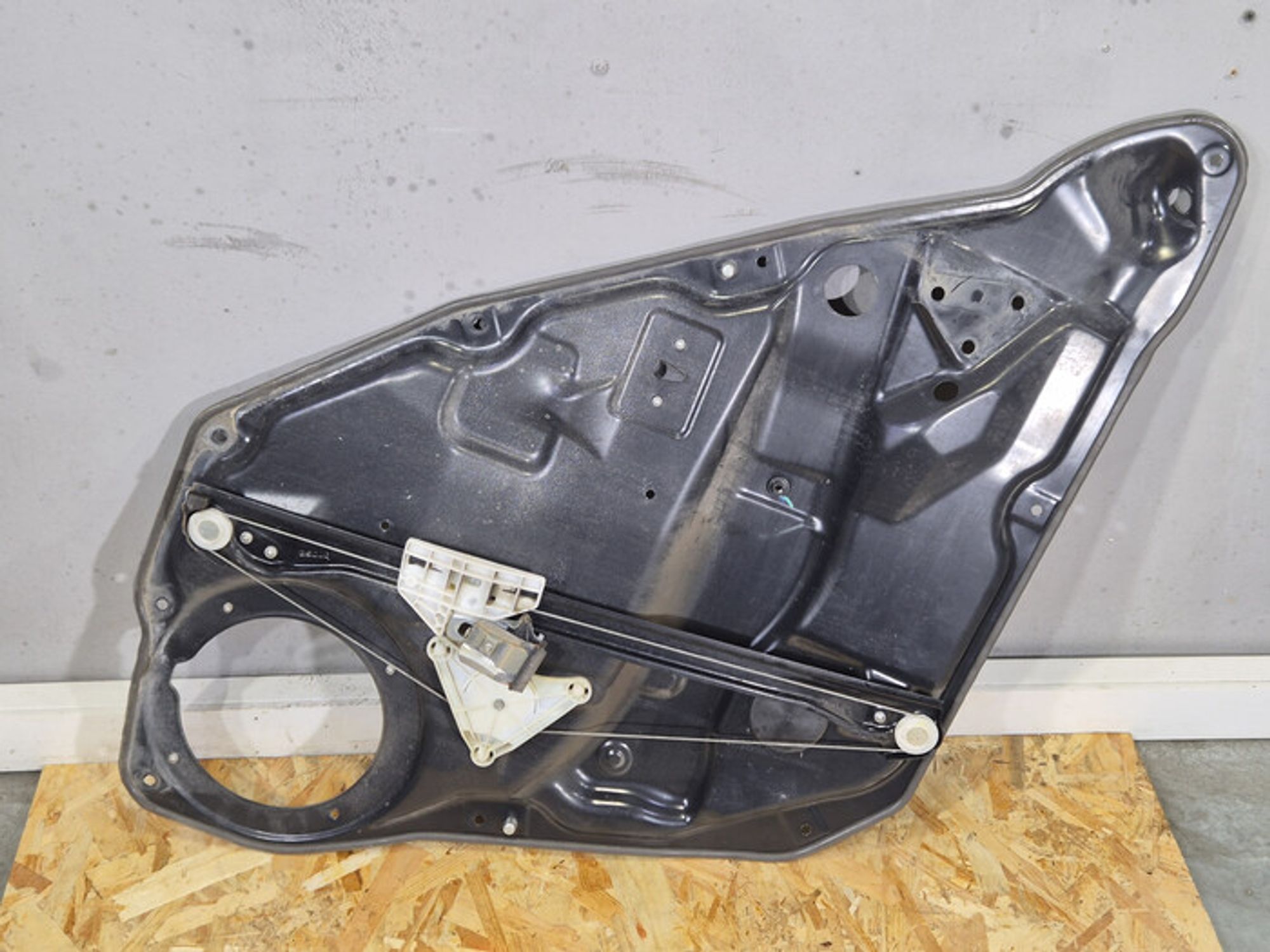 https://ycs.partsauto.market/partsauto-images/thmbs/78ee0fb3787e2dce013ed29fc8a1120c/731c1f6da062ac8485b97ccf975154c3/15ac77f9eaf6f817f5490ec5f4640415.jpg