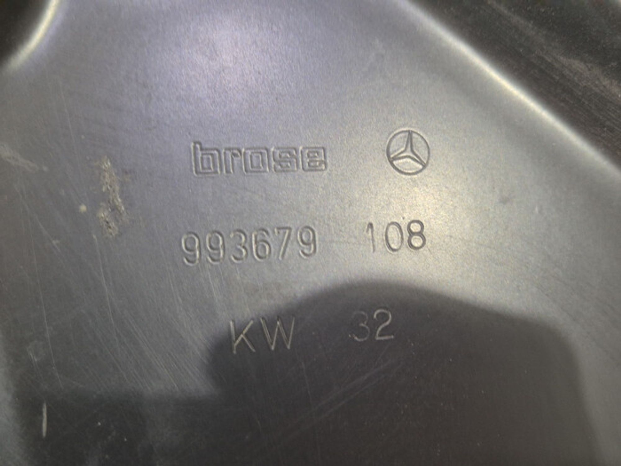 https://ycs.partsauto.market/partsauto-images/thmbs/78ee0fb3787e2dce013ed29fc8a1120c/731c1f6da062ac8485b97ccf975154c3/3a4de1547258c9d071e5a71d5c0538ef.jpg