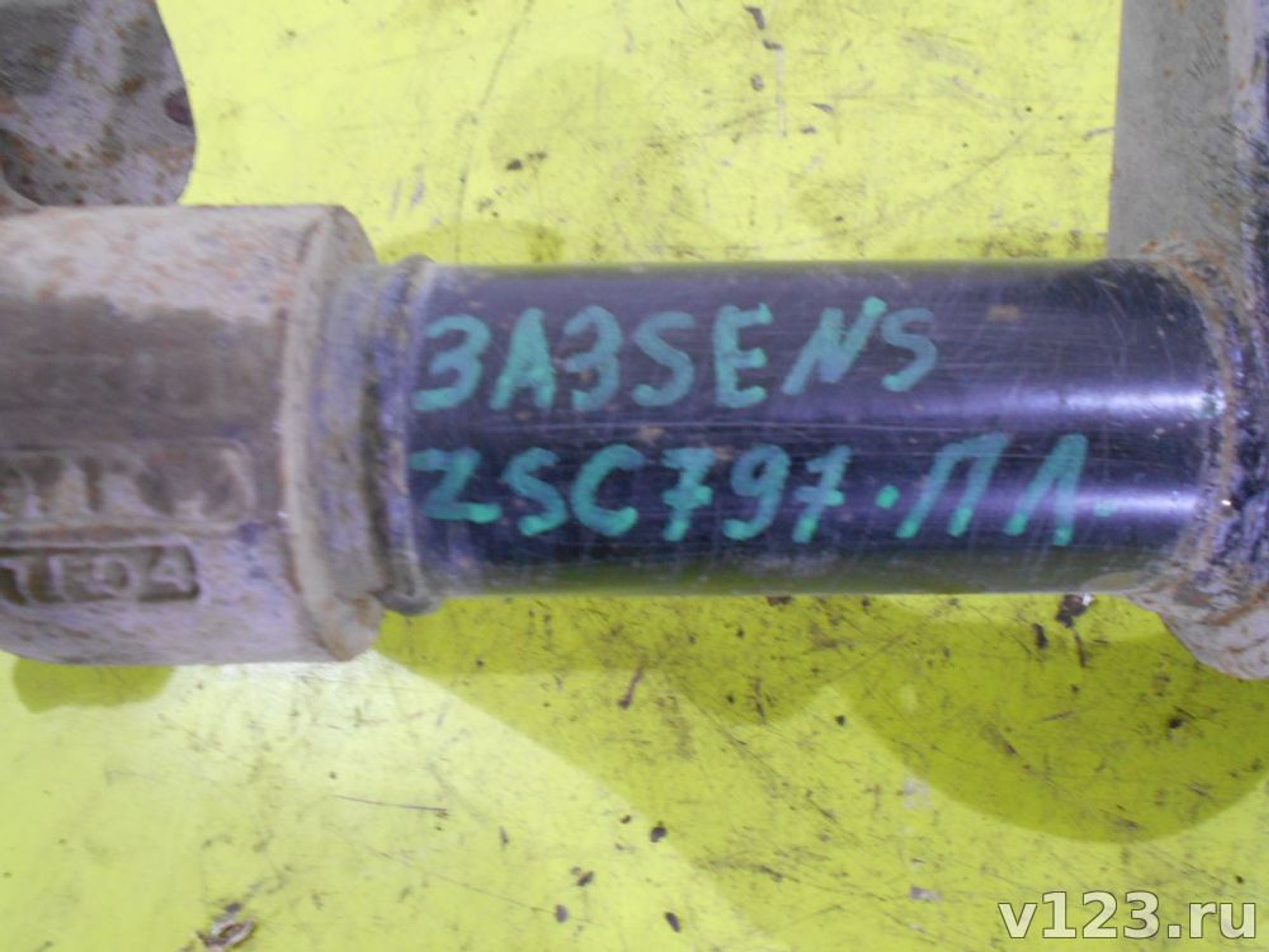 https://ycs.partsauto.market/partsauto-images/thmbs/78ee0fb3787e2dce013ed29fc8a1120c/733fd0541f0904754de8d3dfce958a7b/4e7020592fed05c882d7380dacc40979.jpg