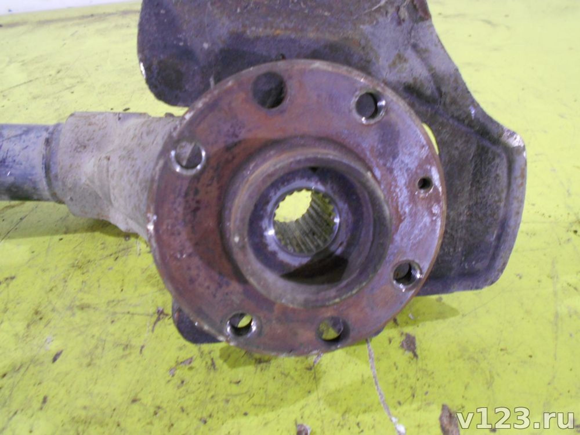 https://ycs.partsauto.market/partsauto-images/thmbs/78ee0fb3787e2dce013ed29fc8a1120c/733fd0541f0904754de8d3dfce958a7b/aec0198bba1c173b1b2d242ba9447bca.jpg