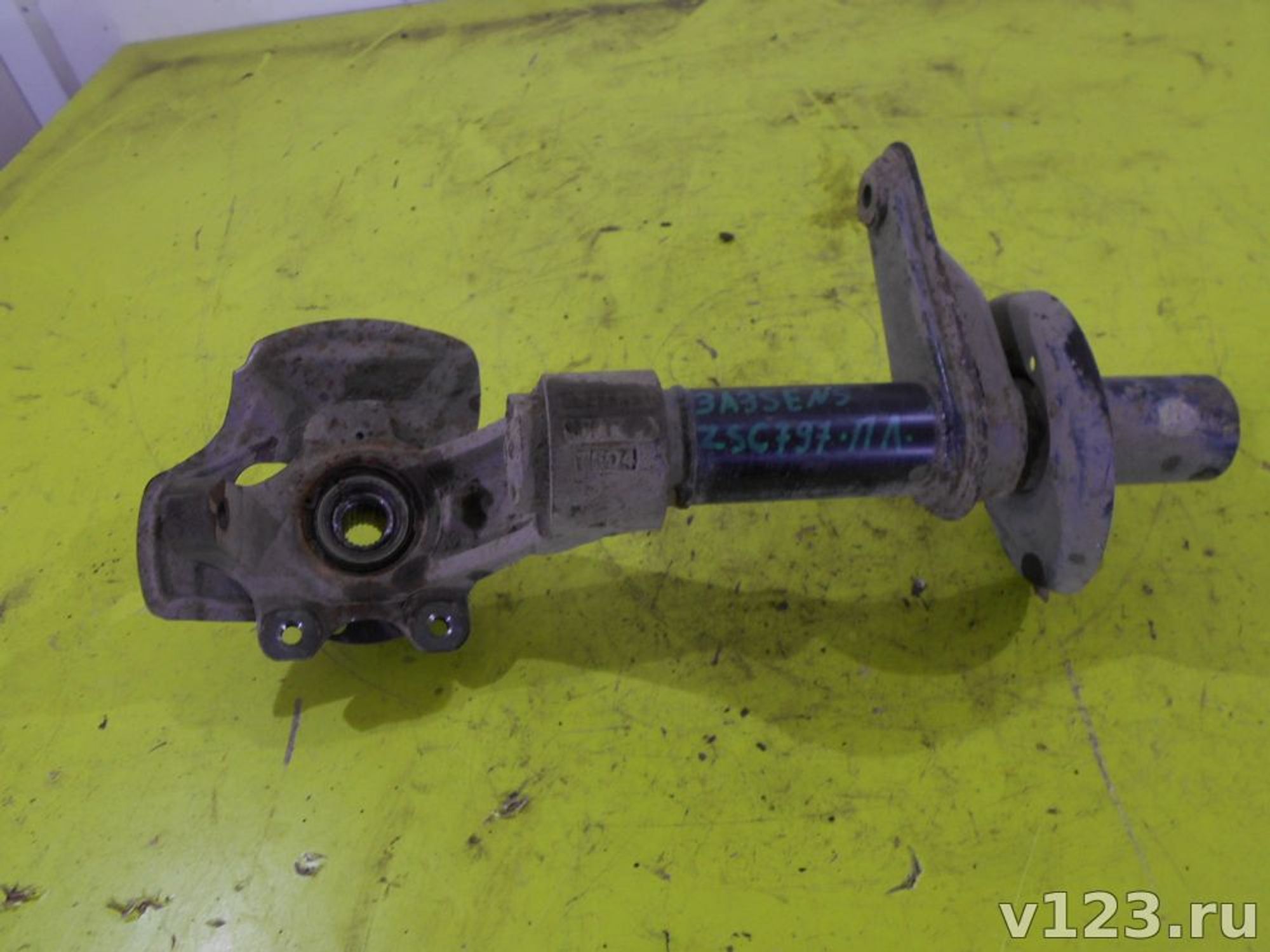 https://ycs.partsauto.market/partsauto-images/thmbs/78ee0fb3787e2dce013ed29fc8a1120c/733fd0541f0904754de8d3dfce958a7b/c98537deed8f2318533f70e6a543042a.jpg