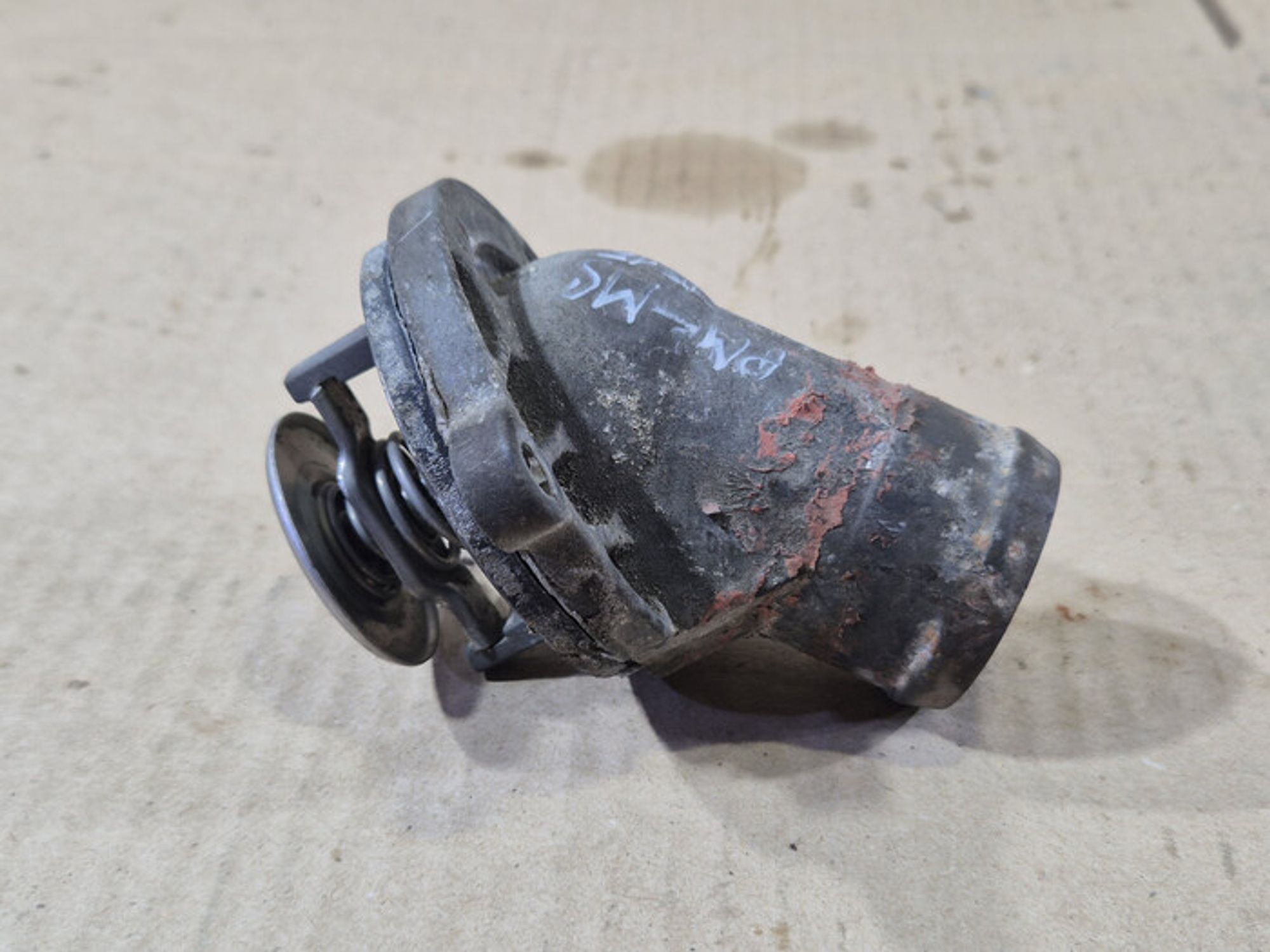 https://ycs.partsauto.market/partsauto-images/thmbs/78ee0fb3787e2dce013ed29fc8a1120c/74936691ab80054b232478d66249ccc5/dd146f1f1dec7a94edfb5c0e39cd6af8.jpg