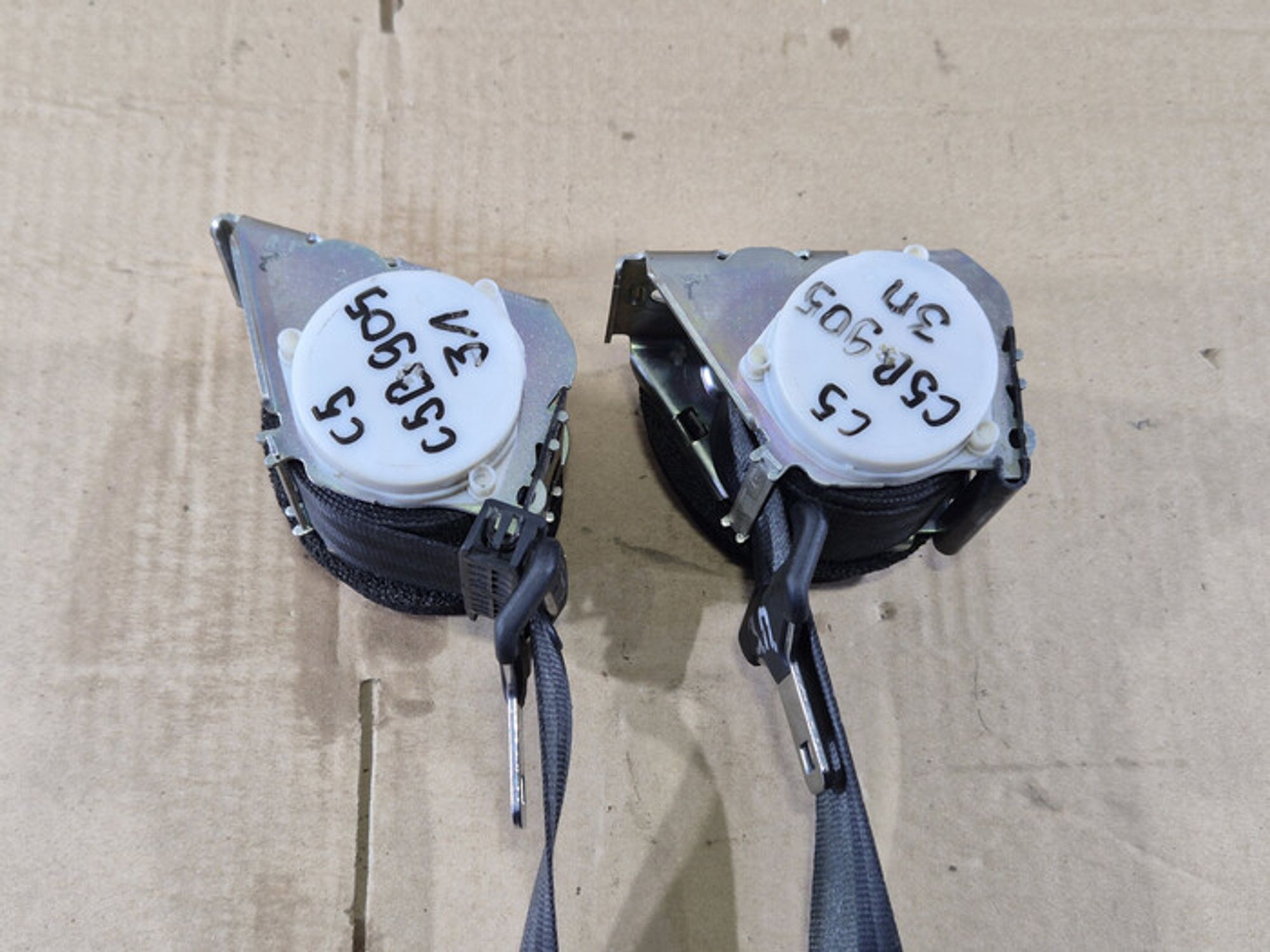 https://ycs.partsauto.market/partsauto-images/thmbs/78ee0fb3787e2dce013ed29fc8a1120c/7873054a51d79d3e542596818be6963e/ae6fad173dd58d3d4561e95e0002ea08.jpg