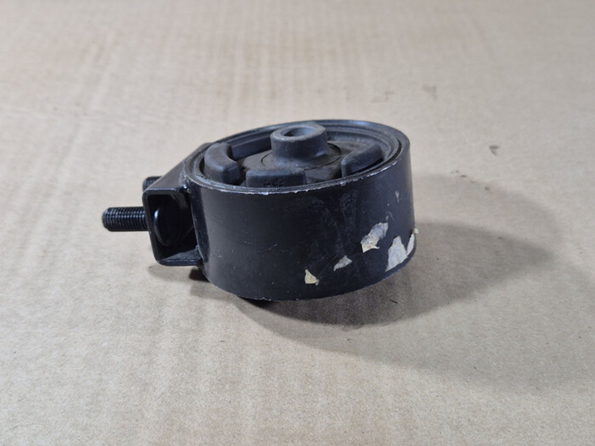 https://ycs.partsauto.market/partsauto-images/thmbs/78ee0fb3787e2dce013ed29fc8a1120c/79ec58e90d41aa7cc5ecb51dd120292b/05ba77469784e9838e154dcc6122680b.jpg