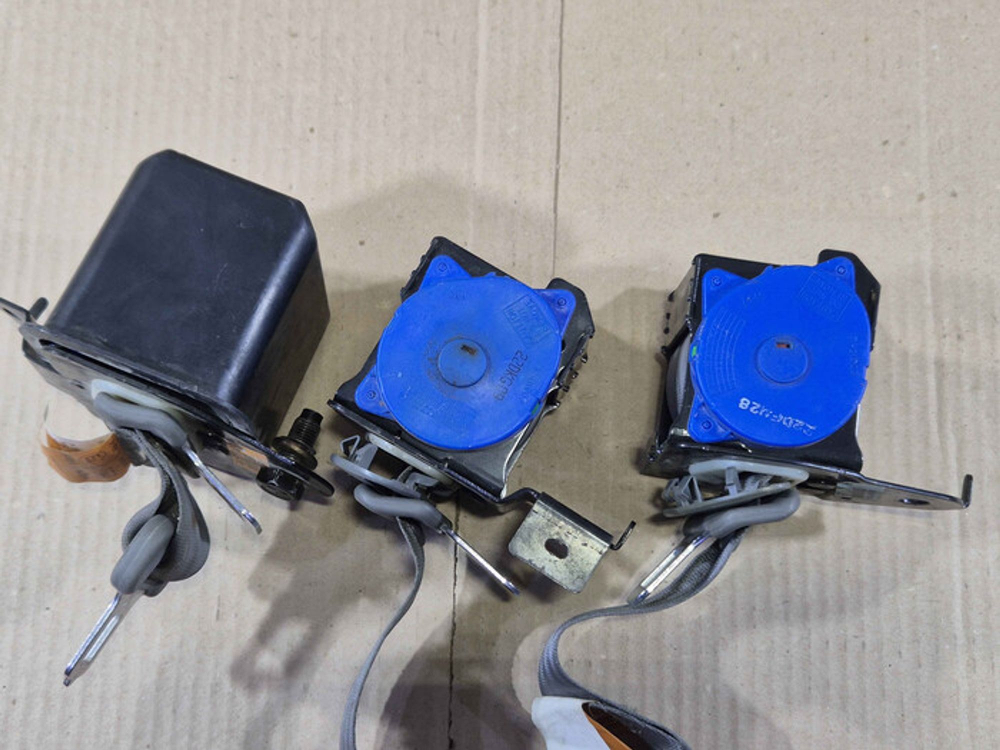 https://ycs.partsauto.market/partsauto-images/thmbs/78ee0fb3787e2dce013ed29fc8a1120c/79fd6ad8875416ba8ce333184809a38a/a499c8d6f190d55be0343b1172806be8.jpg
