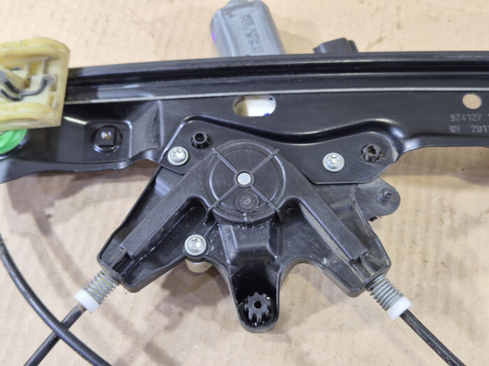 https://ycs.partsauto.market/partsauto-images/thmbs/78ee0fb3787e2dce013ed29fc8a1120c/7bbcd6fbc93d28252cb4cb6e056955b0/174191e3877f712cbe0120cb08e74912.jpg