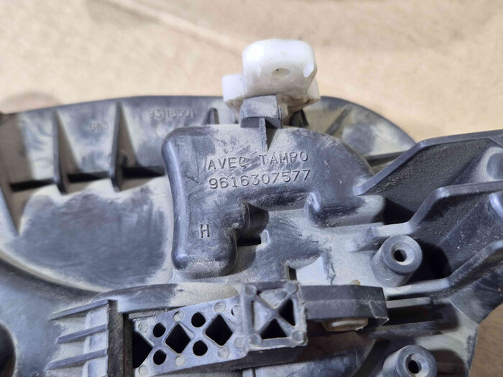 https://ycs.partsauto.market/partsauto-images/thmbs/78ee0fb3787e2dce013ed29fc8a1120c/7bf8818d22254caccc66868b1bfa8427/7ef618871b7044640c155f469a07334b.jpg