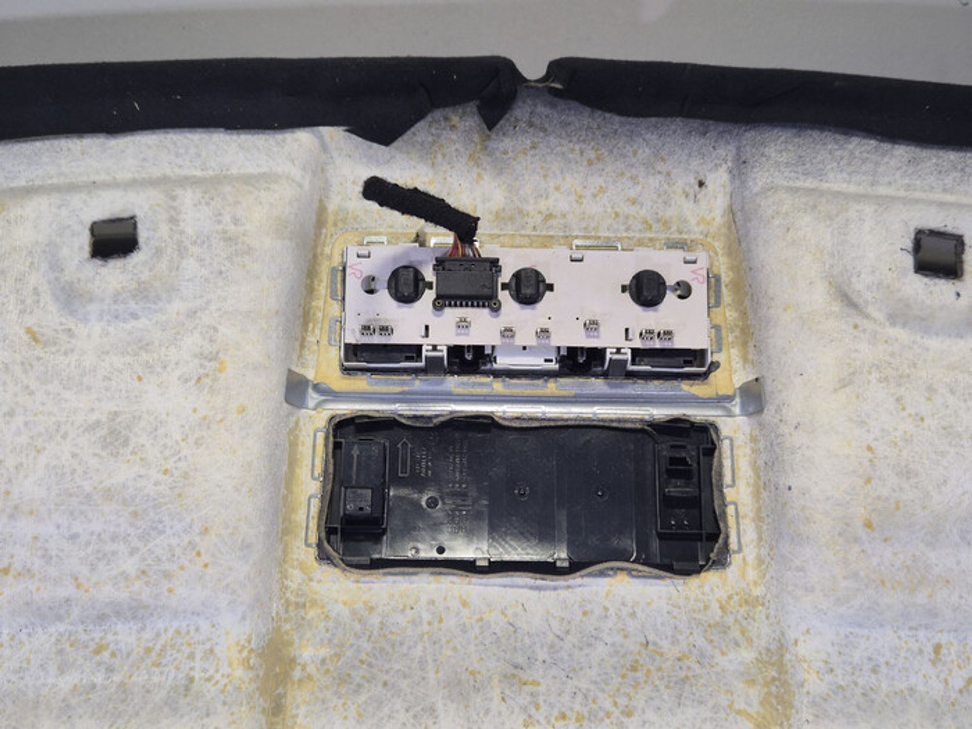 https://ycs.partsauto.market/partsauto-images/thmbs/78ee0fb3787e2dce013ed29fc8a1120c/7c08f9b297d291f466e314c7b9402b6d/ffb2b99c00d89e31c9863386604bf01a.jpg