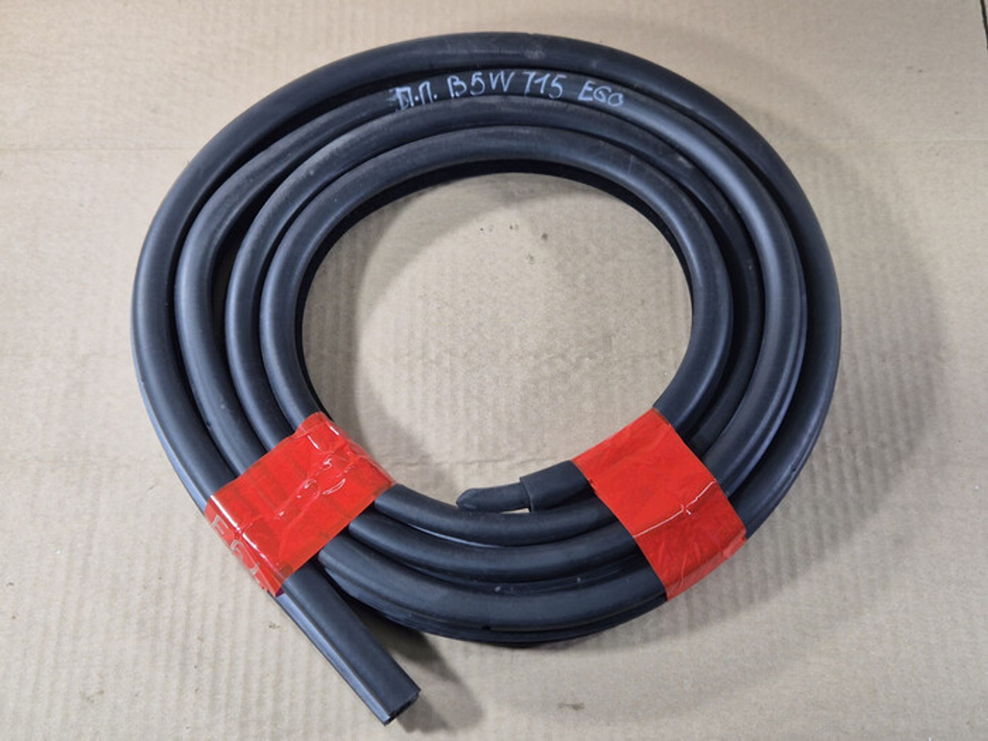 https://ycs.partsauto.market/partsauto-images/thmbs/78ee0fb3787e2dce013ed29fc8a1120c/7db50f3a68c8d1e31e3a7af8327b488b/ac139c1133a22a374b78ac1da247efd3.jpg