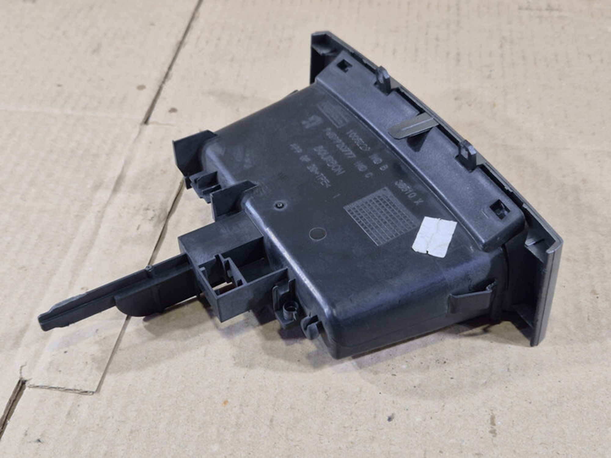 https://ycs.partsauto.market/partsauto-images/thmbs/78ee0fb3787e2dce013ed29fc8a1120c/7dc400fb83fad1476384953d4b03cae9/c5ccb598314ac93bdc005e2acc02099a.jpg