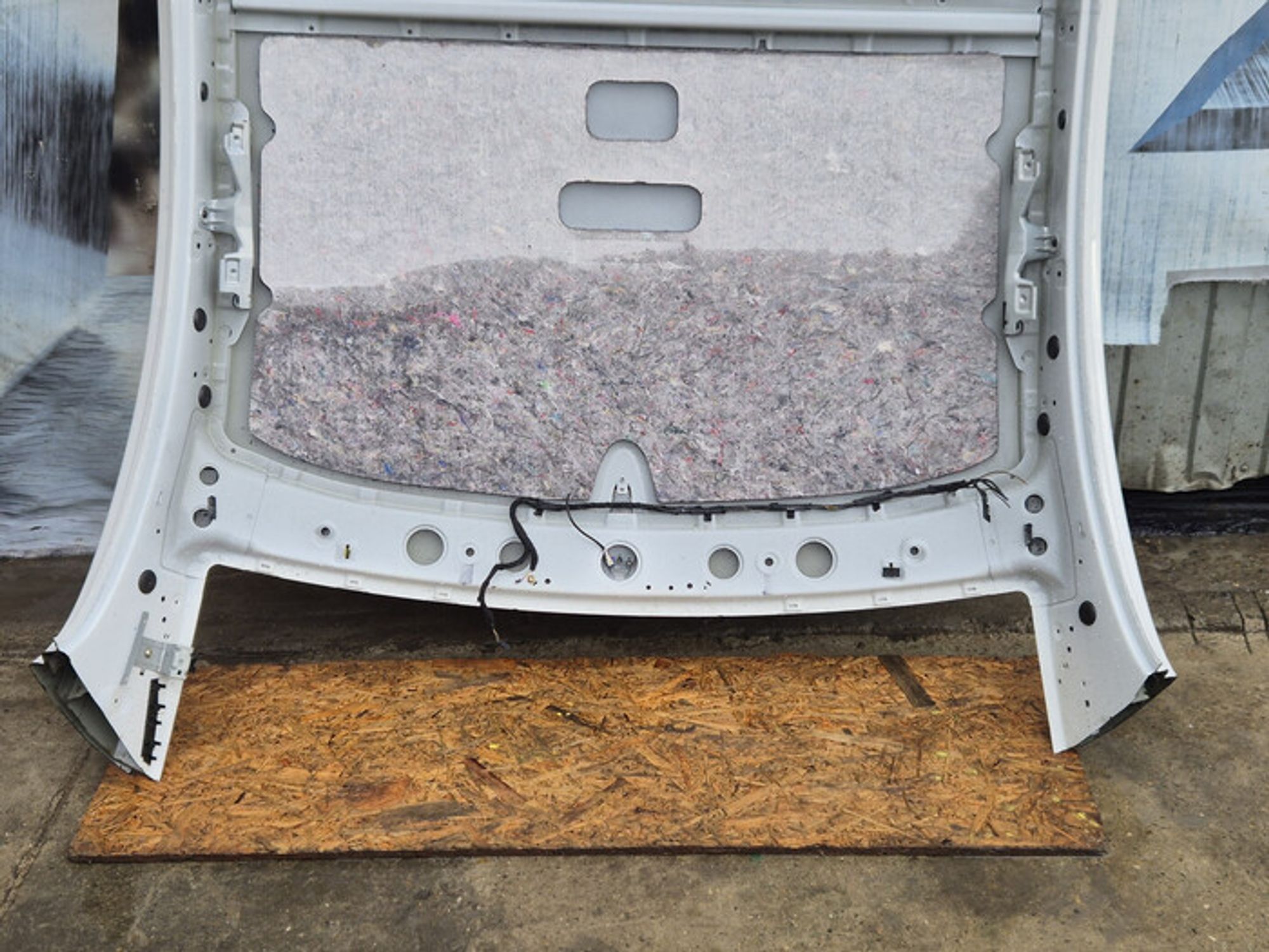 https://ycs.partsauto.market/partsauto-images/thmbs/78ee0fb3787e2dce013ed29fc8a1120c/7fe7af64303125c2d20952331f55f037/8de6f24e7dd548ece8b2a5173daa4bc4.jpg