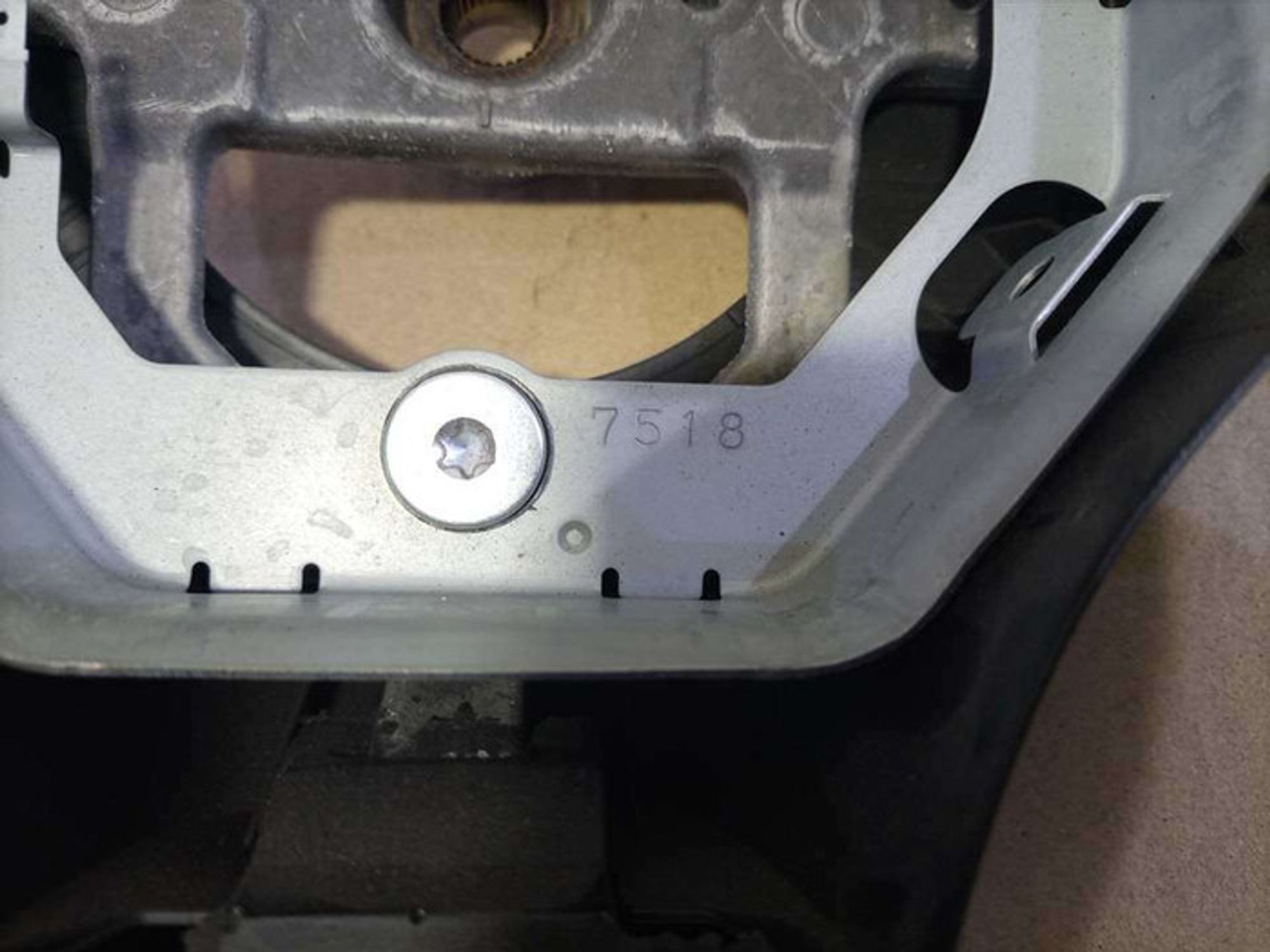https://ycs.partsauto.market/partsauto-images/thmbs/78ee0fb3787e2dce013ed29fc8a1120c/80ca2312738ce67a002736b022469639/4a06a290a97c5e1da5c5f4af1aeacb7b.jpg