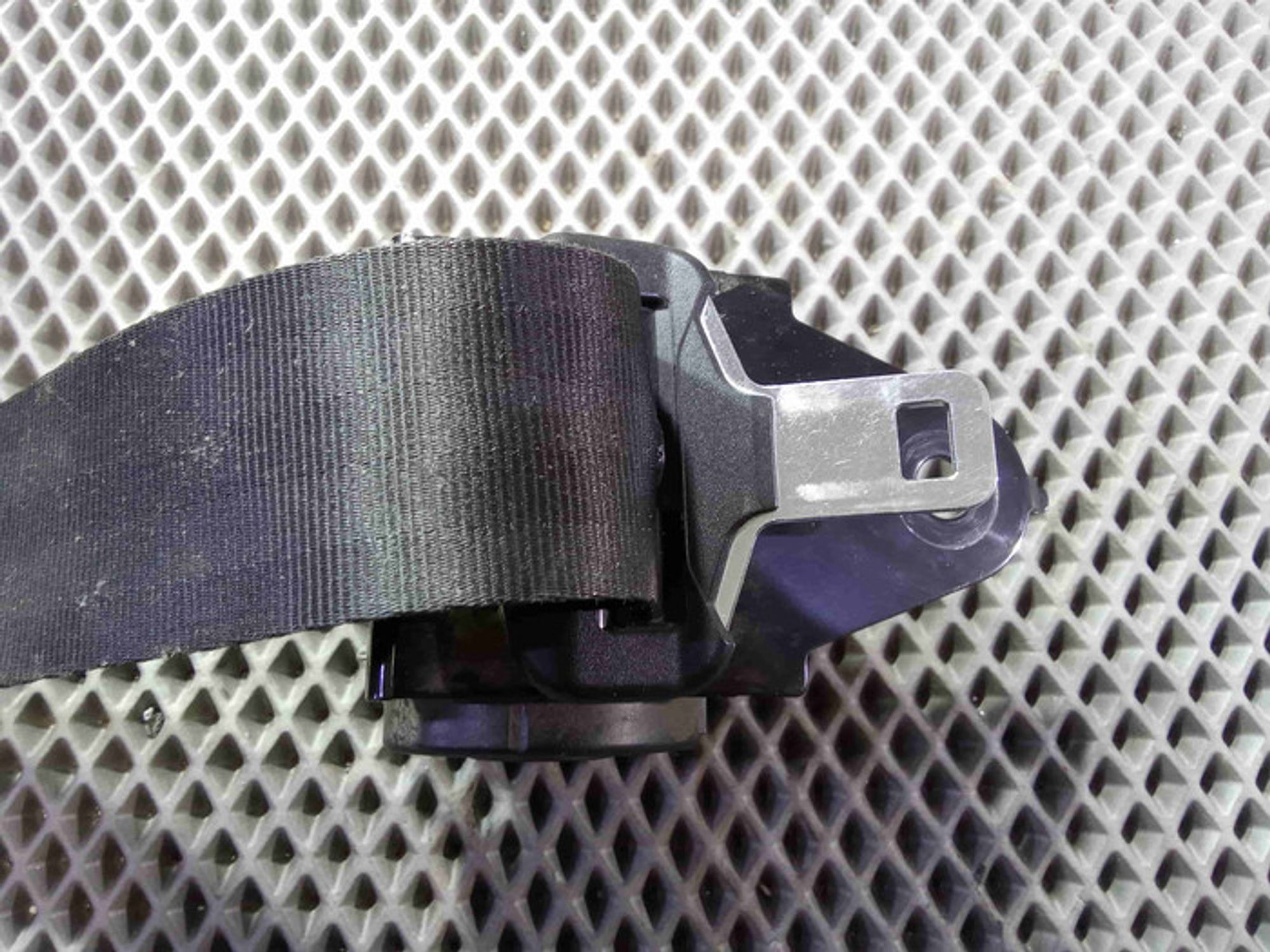 https://ycs.partsauto.market/partsauto-images/thmbs/78ee0fb3787e2dce013ed29fc8a1120c/8236dbe0b418b19c072c8549253007b1/08571d33d281fb984f9011c804b341fb.jpg