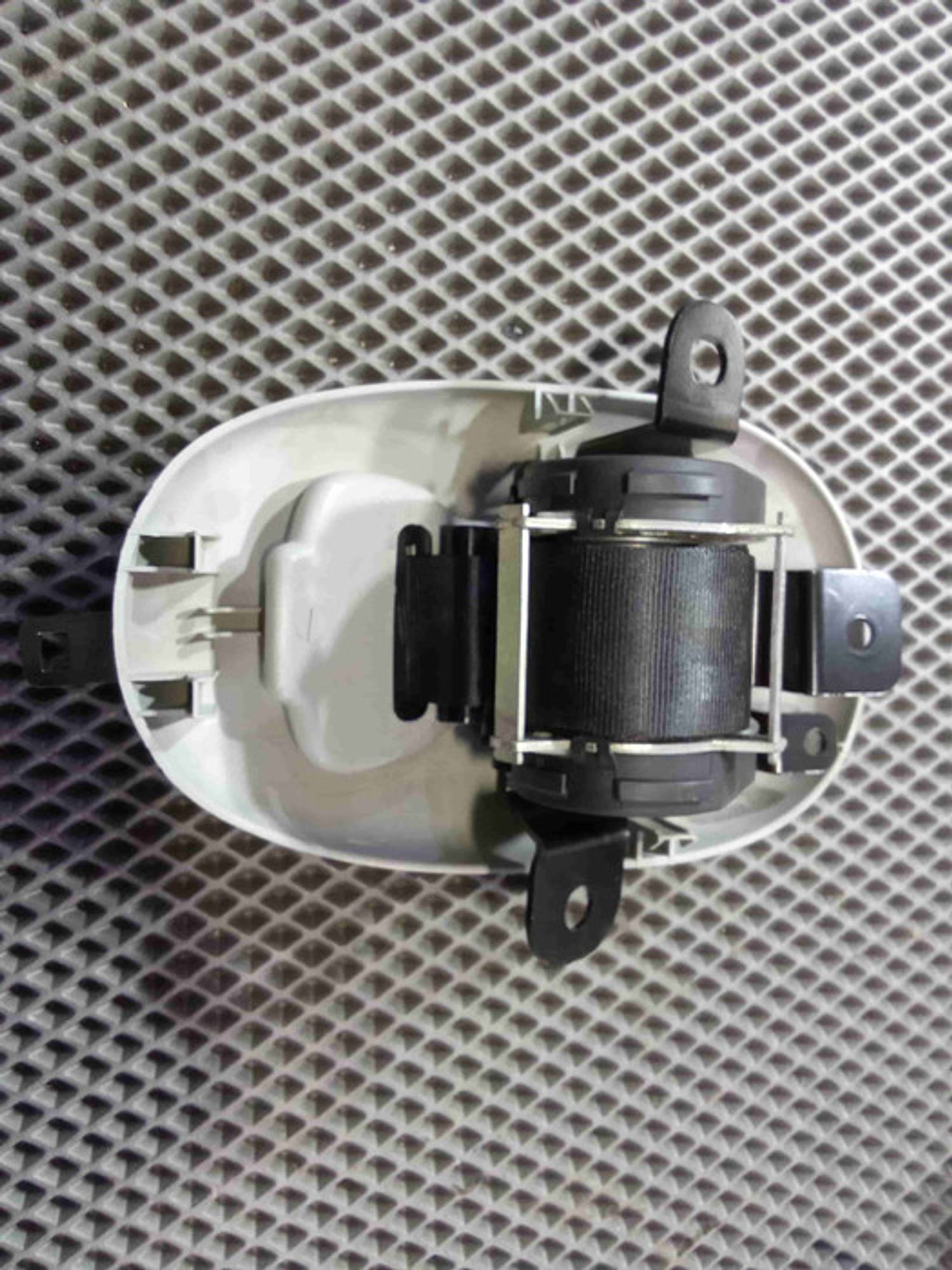 https://ycs.partsauto.market/partsauto-images/thmbs/78ee0fb3787e2dce013ed29fc8a1120c/8236dbe0b418b19c072c8549253007b1/f0549b94afd997050854f77ec6f2637f.jpg