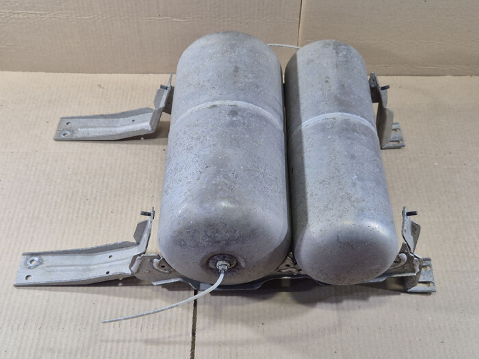 https://ycs.partsauto.market/partsauto-images/thmbs/78ee0fb3787e2dce013ed29fc8a1120c/83889c31ef3ba70522d6fe54562fb9f9/18052971204fdb6196fa5790f39ba77e.jpg