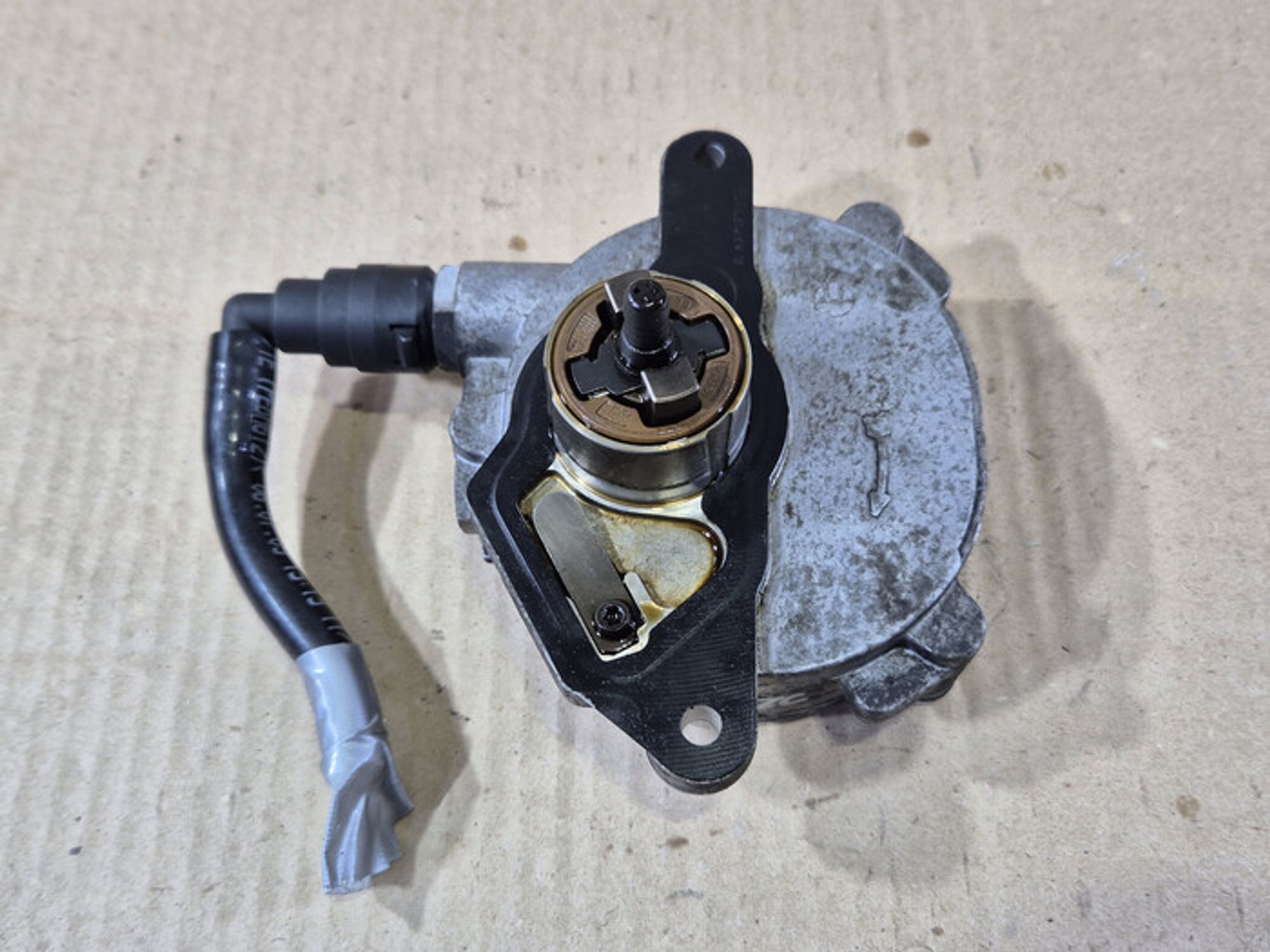 https://ycs.partsauto.market/partsauto-images/thmbs/78ee0fb3787e2dce013ed29fc8a1120c/83acc02dca176e836f034bee948aabe6/143f95cbb601ca60efa03ed2bd9ab09f.jpg