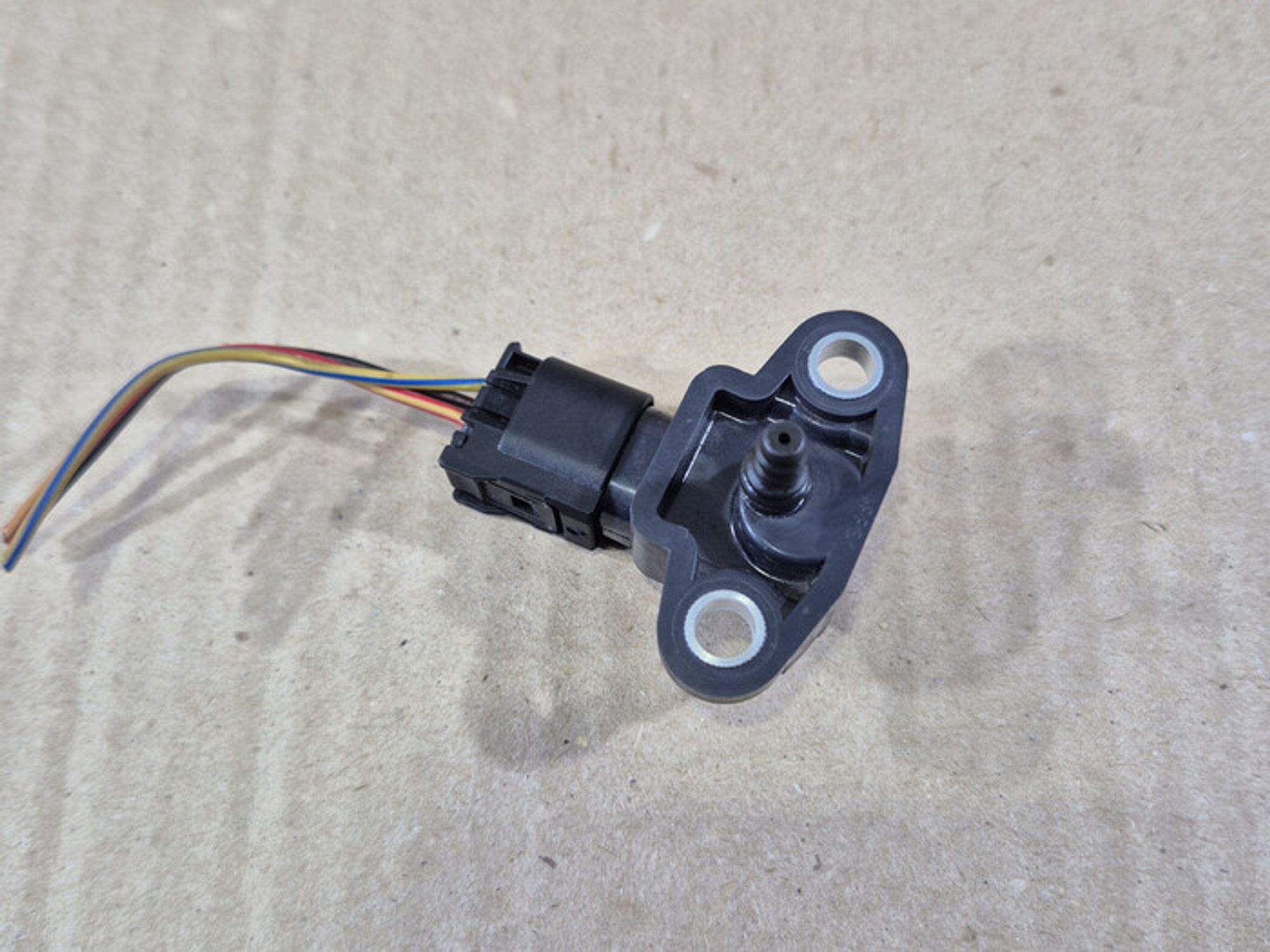 https://ycs.partsauto.market/partsauto-images/thmbs/78ee0fb3787e2dce013ed29fc8a1120c/83b4afac042e4fd9aecfd3dc0fc9f2c9/22583e1d9d322b60decd900e6c2d3a1b.jpg