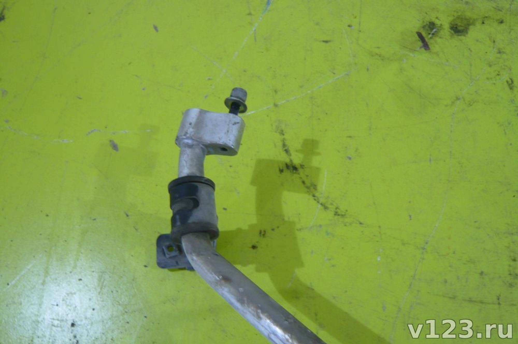 https://ycs.partsauto.market/partsauto-images/thmbs/78ee0fb3787e2dce013ed29fc8a1120c/85c652f5d0cf73a67d80fbf2ab110ede/ec028aa862e1f2a0dd8c395c1b414a17.jpg