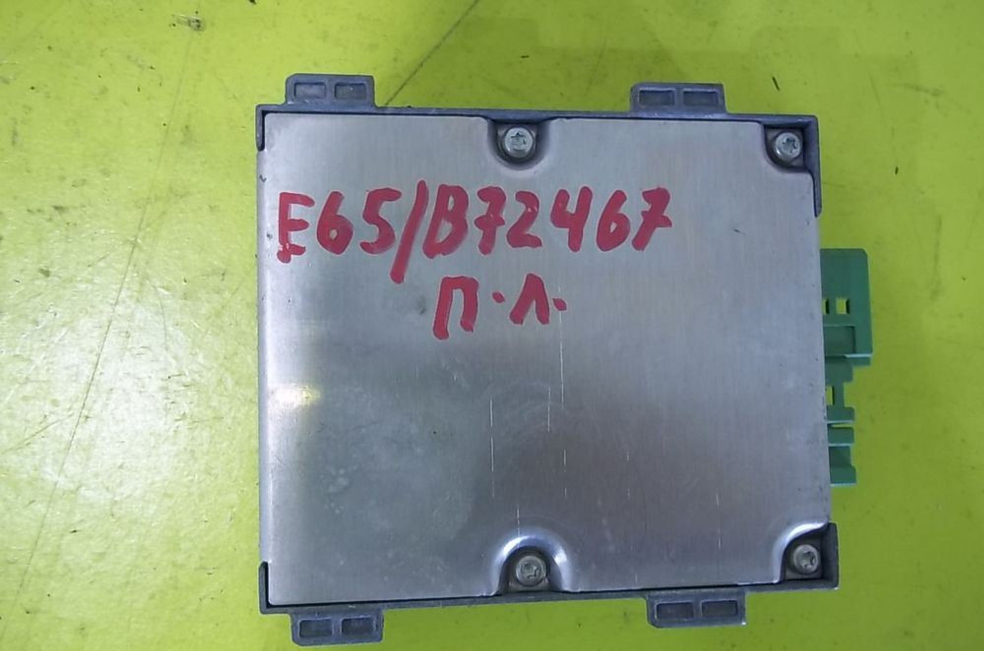 https://ycs.partsauto.market/partsauto-images/thmbs/78ee0fb3787e2dce013ed29fc8a1120c/866946fe7f3ff089386d2d7937327fad/3da3c77f4e6fb1fcaf3ad10b8c98e984.jpg