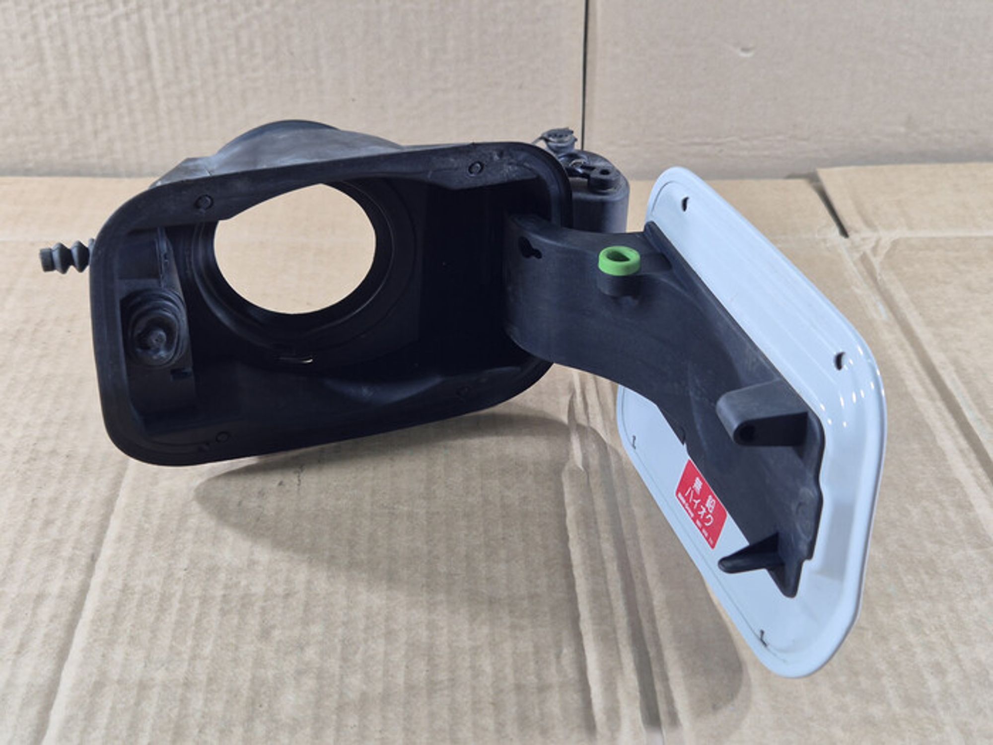 https://ycs.partsauto.market/partsauto-images/thmbs/78ee0fb3787e2dce013ed29fc8a1120c/86c303dda0dfb3f36db5732b20312a20/331318d7eaa85f3afe8d971eb97fd880.jpg