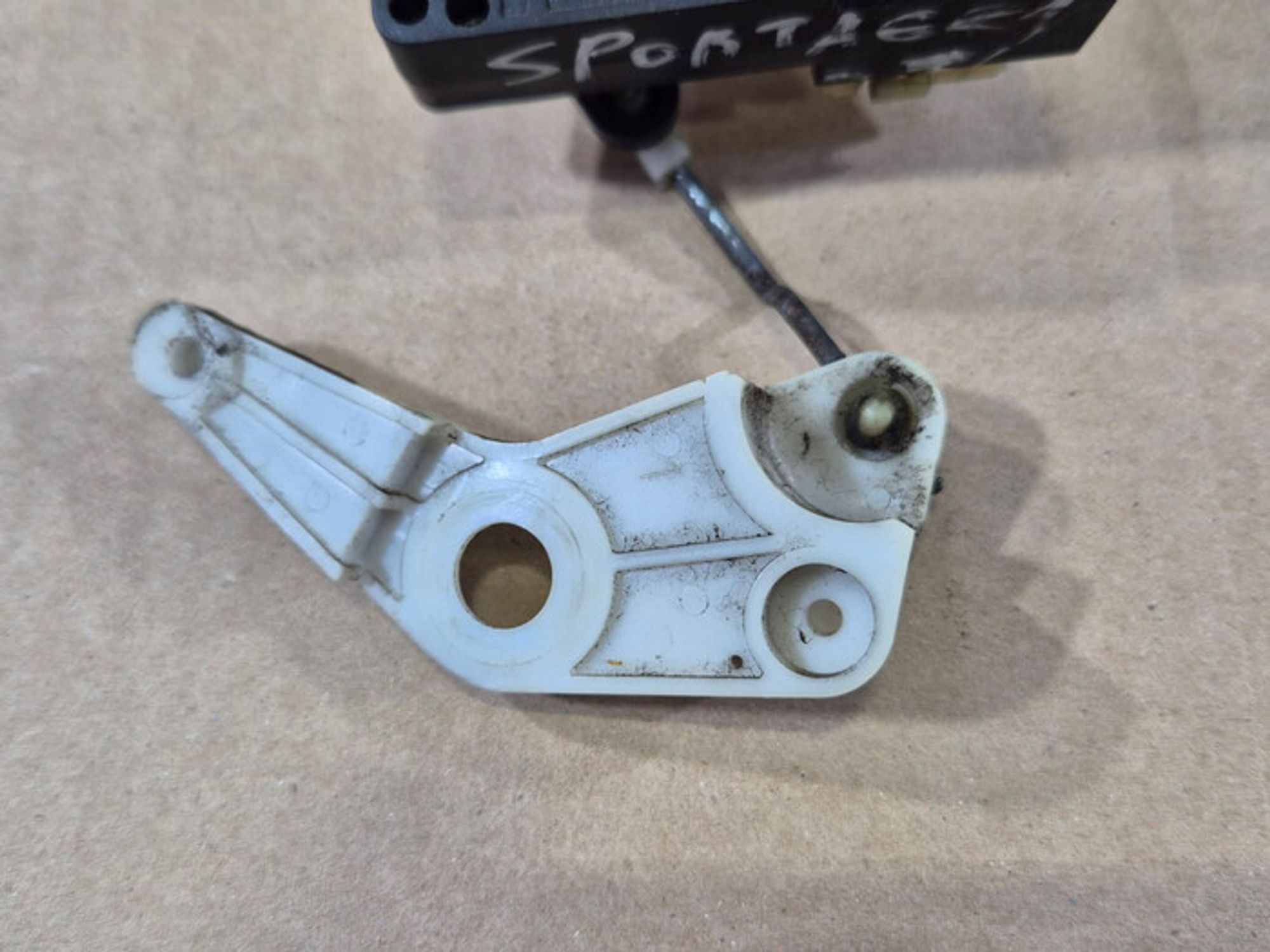 https://ycs.partsauto.market/partsauto-images/thmbs/78ee0fb3787e2dce013ed29fc8a1120c/8789f9032b84af5fd3aa66ef912b8711/d50f6e41c49dce4dda68e1b6ab5e8611.jpg