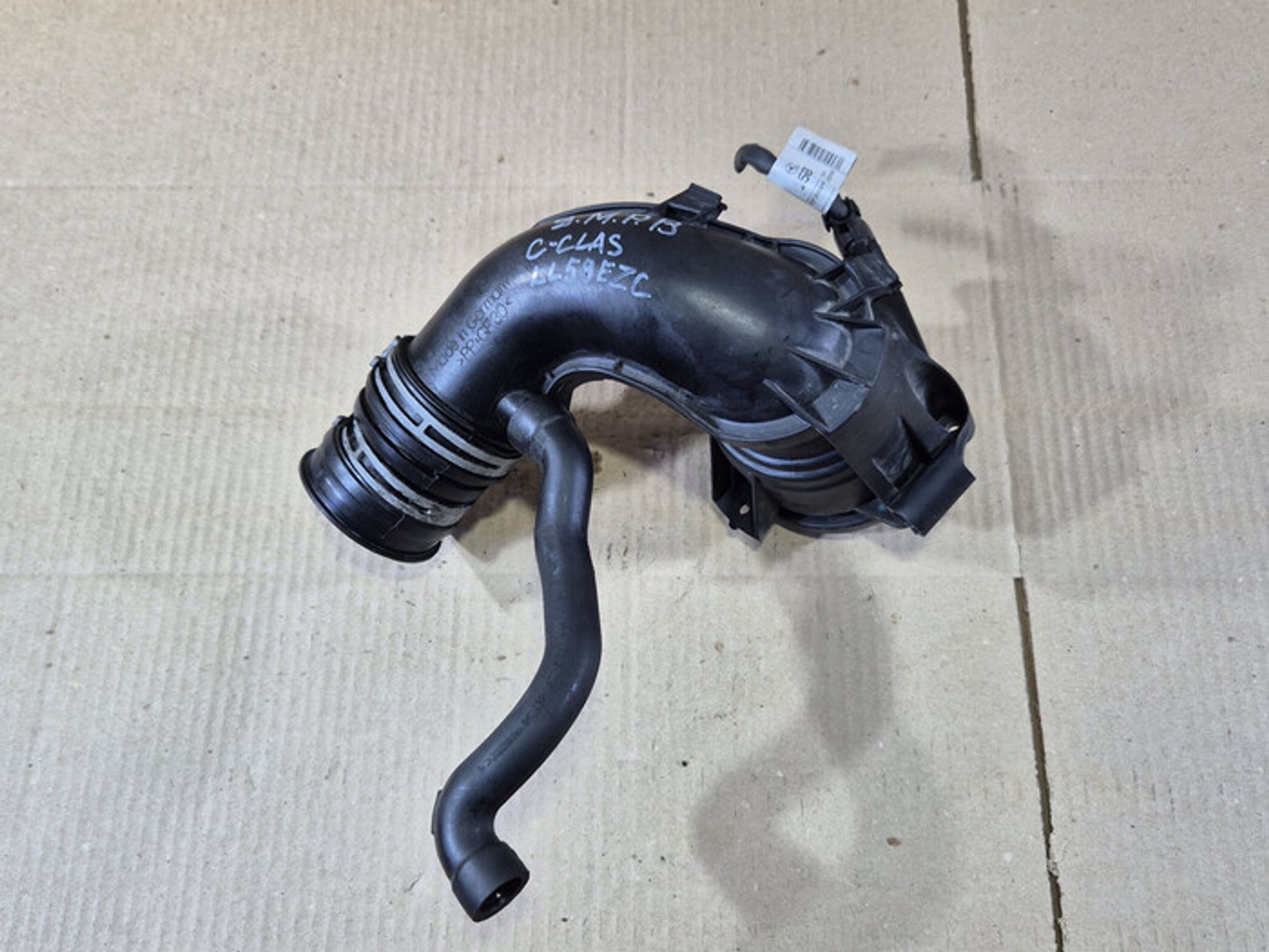 https://ycs.partsauto.market/partsauto-images/thmbs/78ee0fb3787e2dce013ed29fc8a1120c/8915e9b51c9b4ae99d366b93a635f805/d427869acd63f0610662d3bbf4be6731.jpg