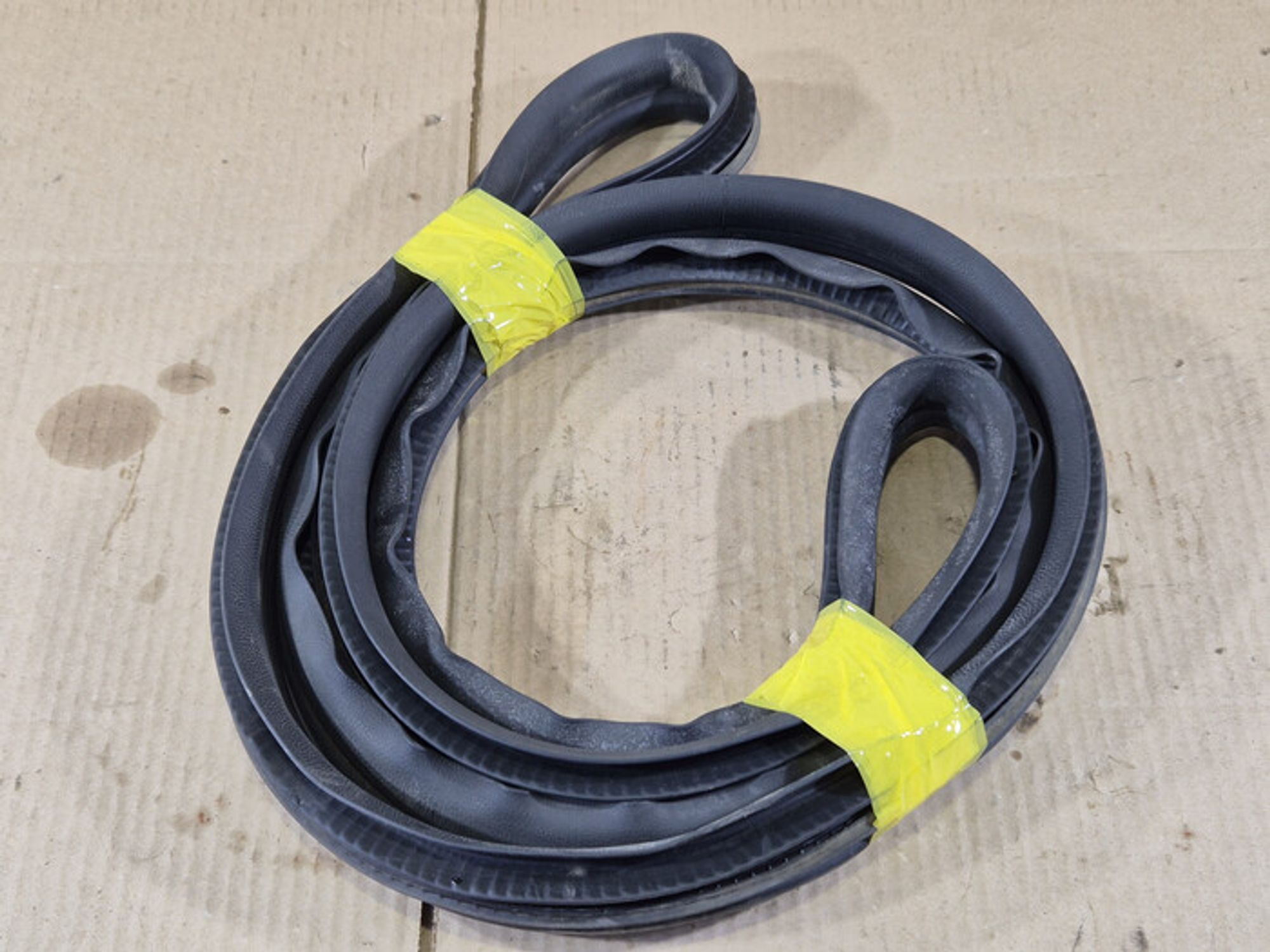 https://ycs.partsauto.market/partsauto-images/thmbs/78ee0fb3787e2dce013ed29fc8a1120c/8a19d8bf501d5f67f2413270d0402d12/6058828ecdb5595e5f6ad27f36d05f39.jpg