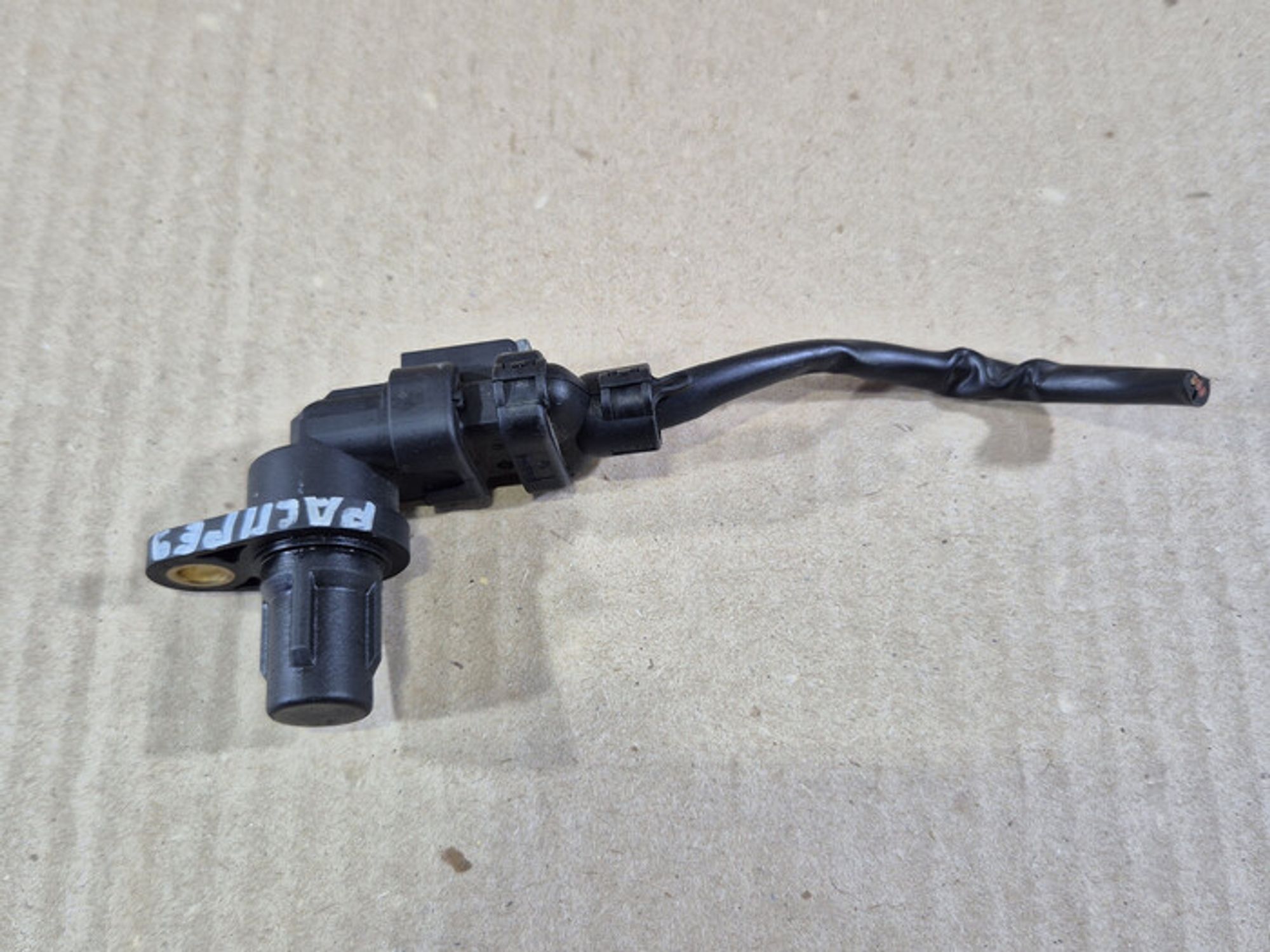 https://ycs.partsauto.market/partsauto-images/thmbs/78ee0fb3787e2dce013ed29fc8a1120c/8a1fd82962f8c87fe6d92663c8deaace/4671f5a9d4f7c8128fc245346e19ab75.jpg